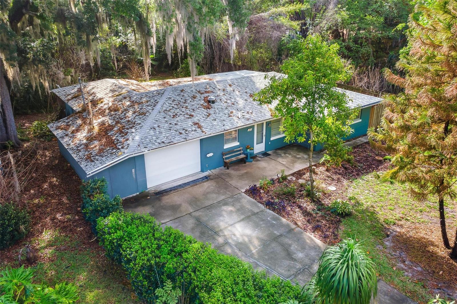 366 BAY RD, MOUNT DORA, FL, 32757