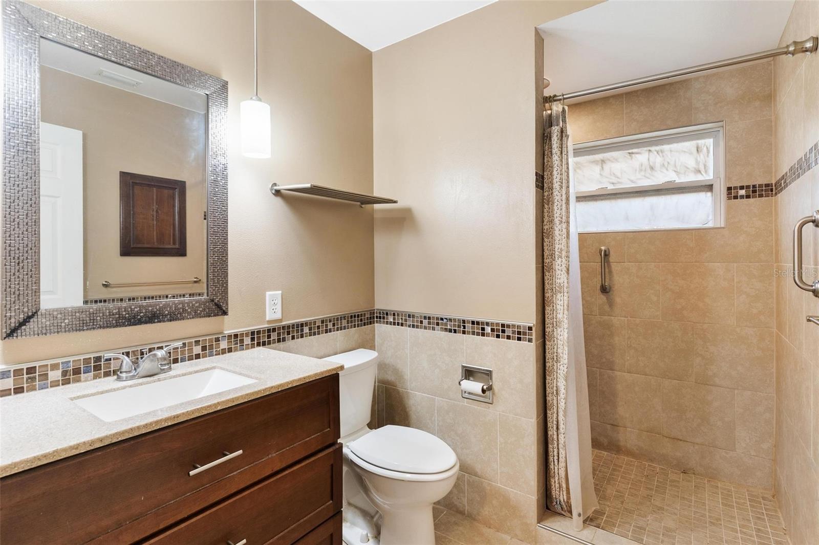 366 BAY RD, MOUNT DORA, FL, 32757