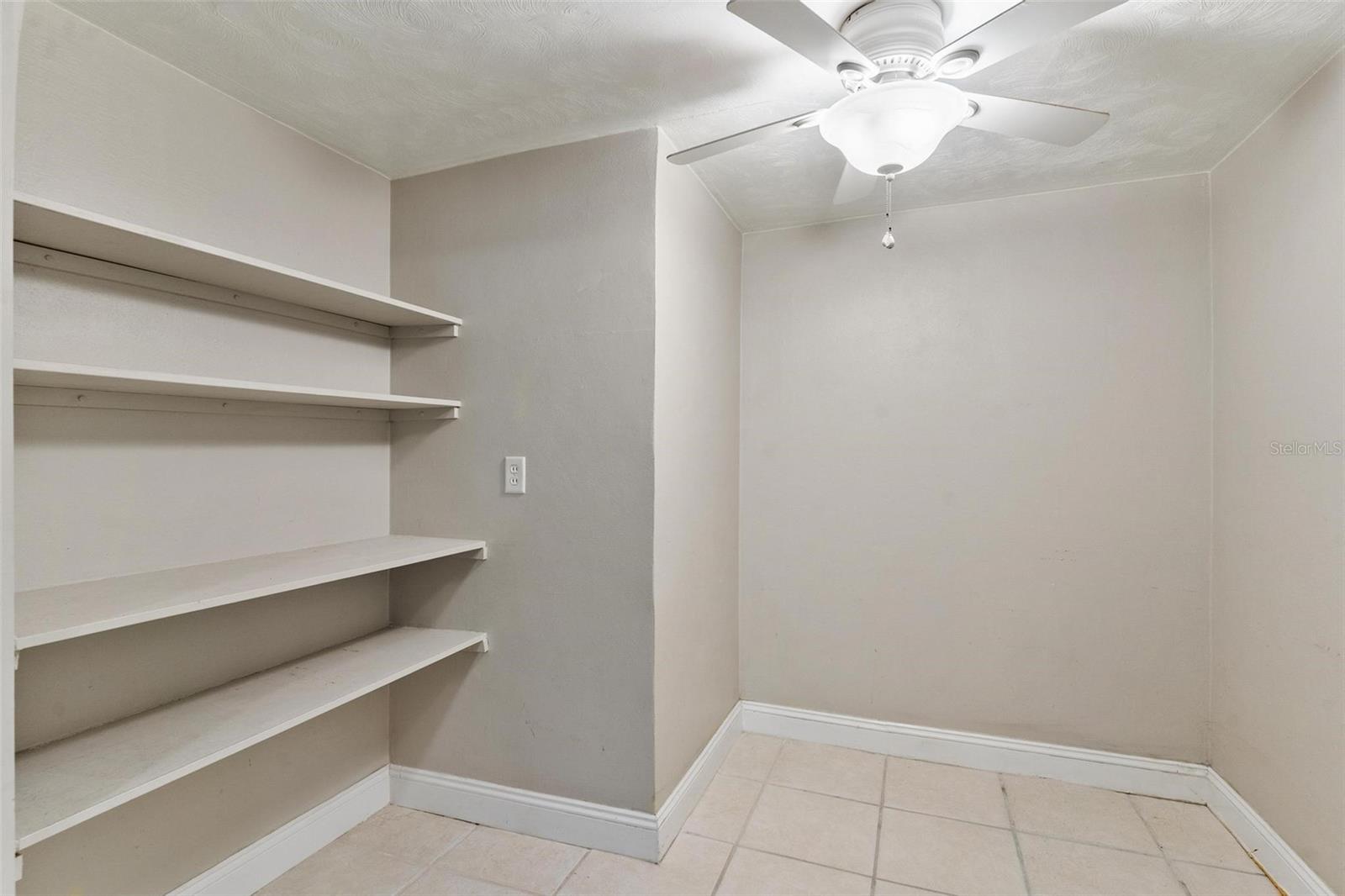 366 BAY RD, MOUNT DORA, FL, 32757