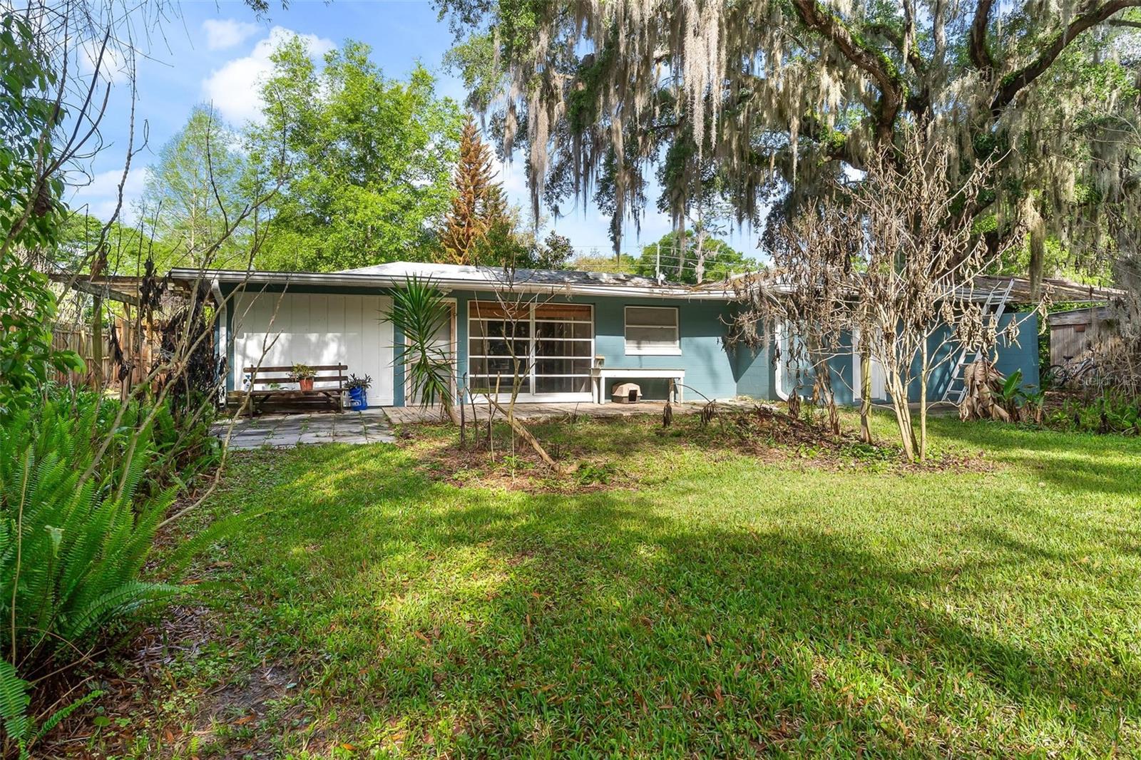366 BAY RD, MOUNT DORA, FL, 32757