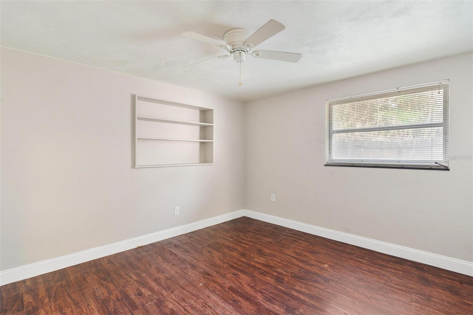 366 BAY RD, MOUNT DORA, FL, 32757