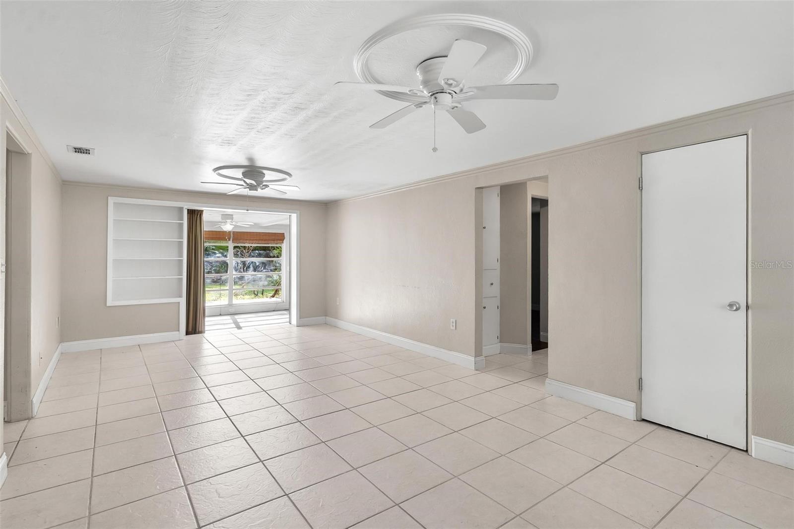 366 BAY RD, MOUNT DORA, FL, 32757