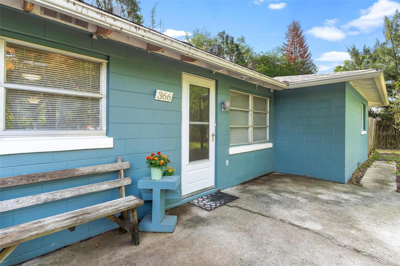 366 BAY RD, MOUNT DORA, FL, 32757