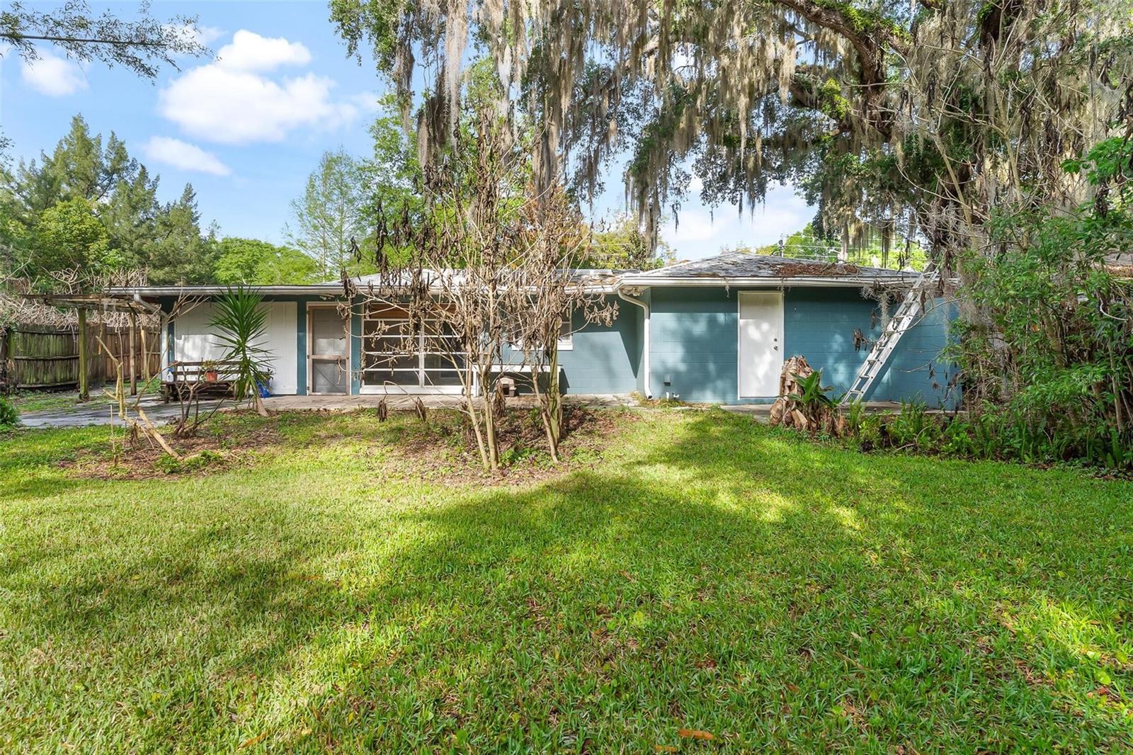 366 BAY RD, MOUNT DORA, FL, 32757