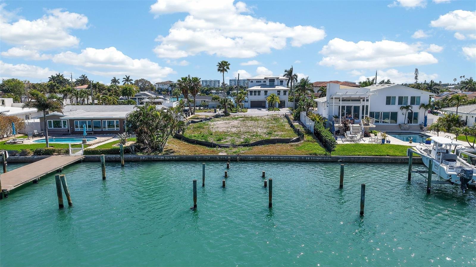 27 DOLPHIN DR, TREASURE ISLAND, FL, 33706