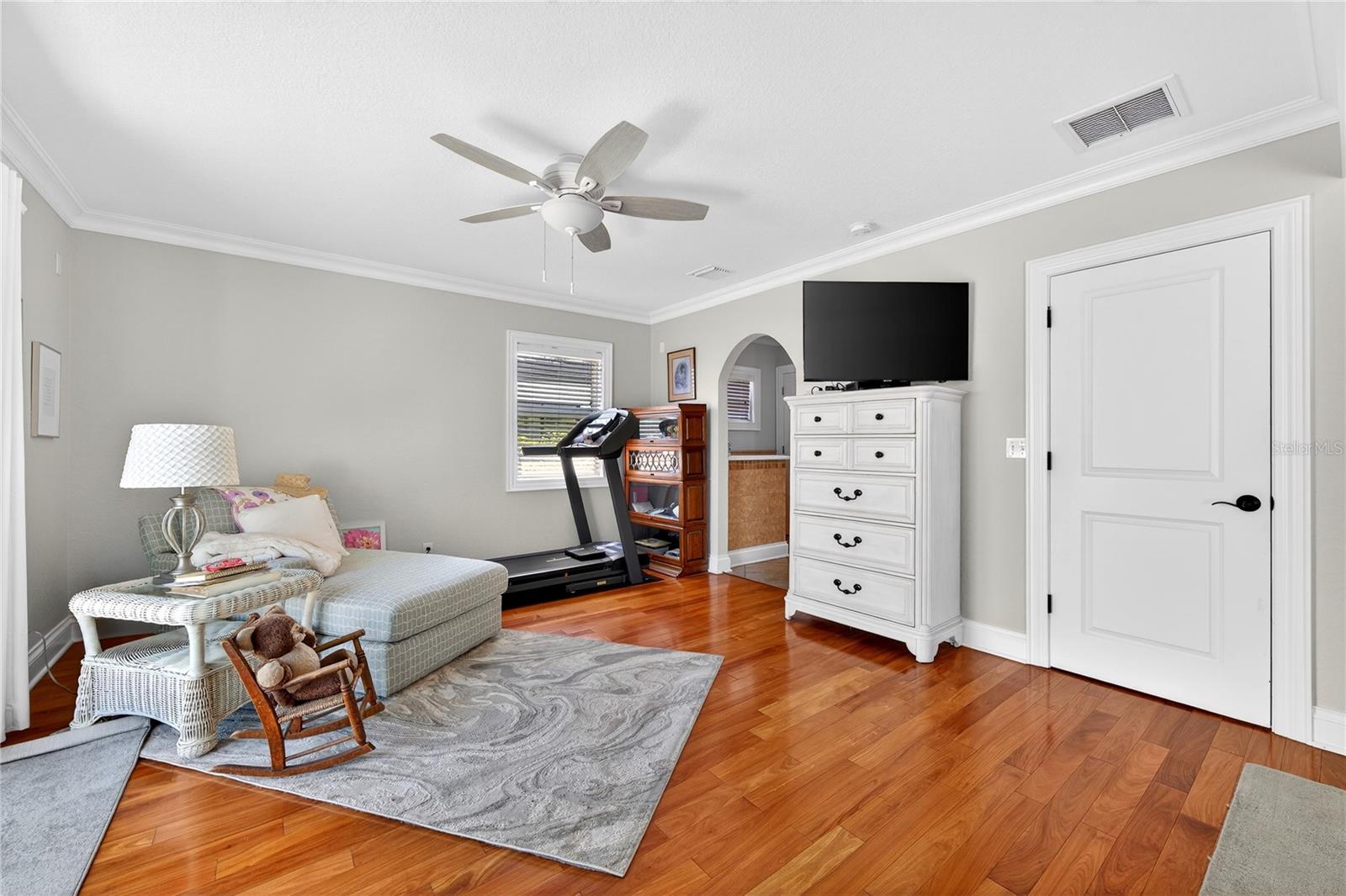 2540 E BAY ISLE DR SE, ST PETERSBURG, FL, 33705