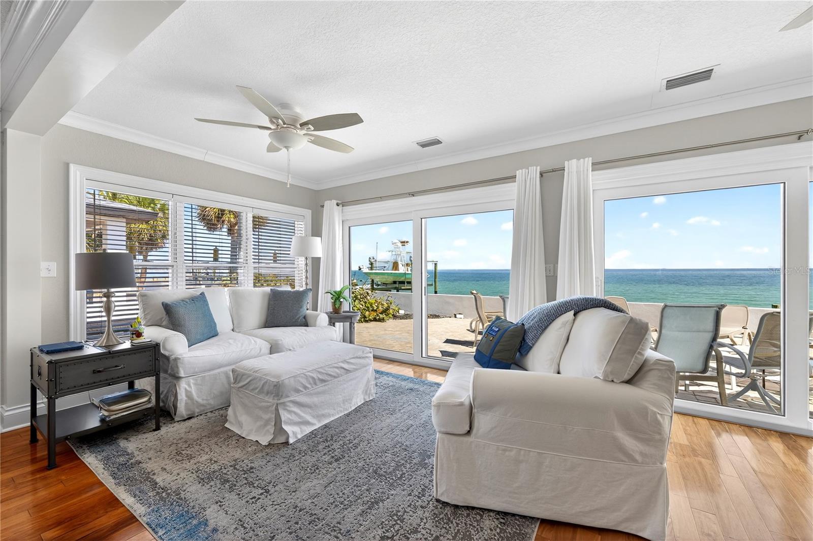 2540 E BAY ISLE DR SE, ST PETERSBURG, FL, 33705