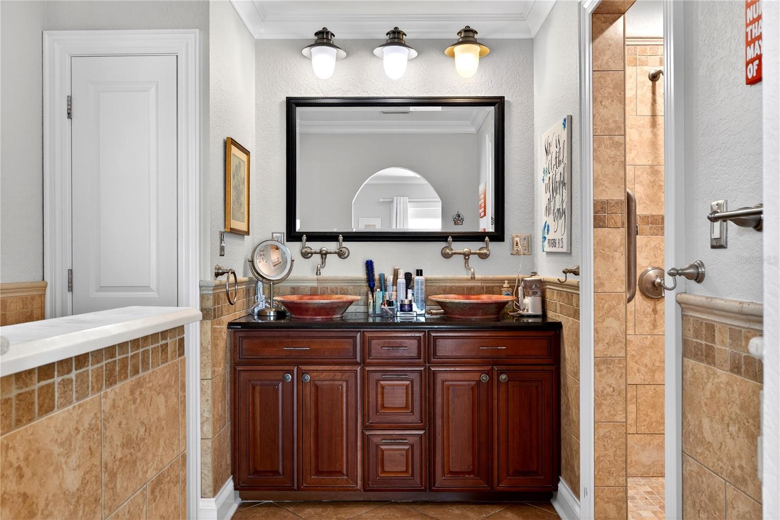 2540 E BAY ISLE DR SE, ST PETERSBURG, FL, 33705