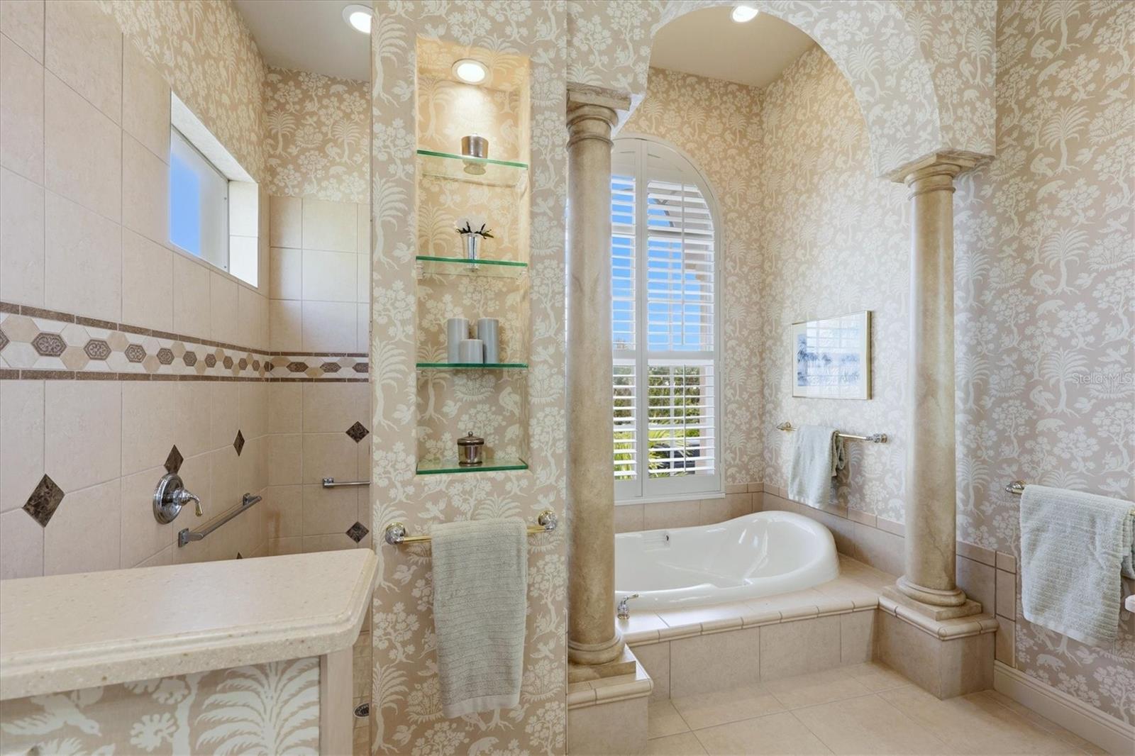 8340 MANASOTA KEY RD, ENGLEWOOD, FL, 34223
