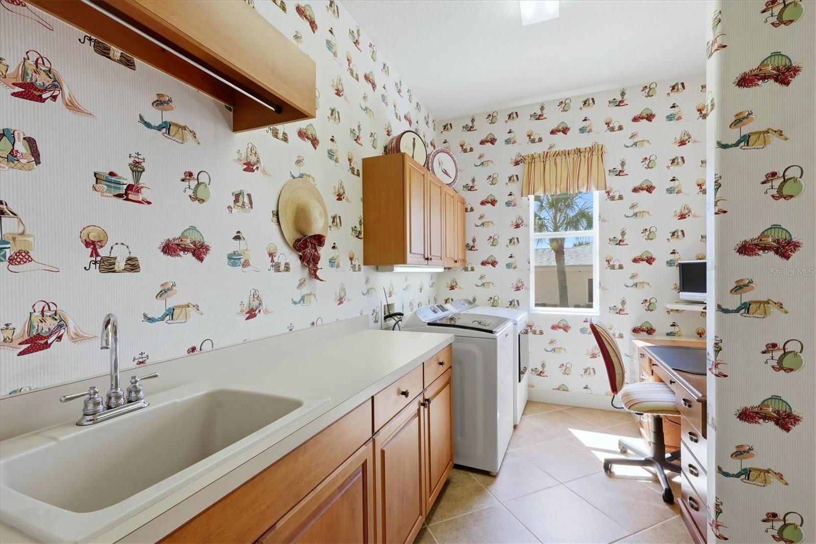 8340 MANASOTA KEY RD, ENGLEWOOD, FL, 34223