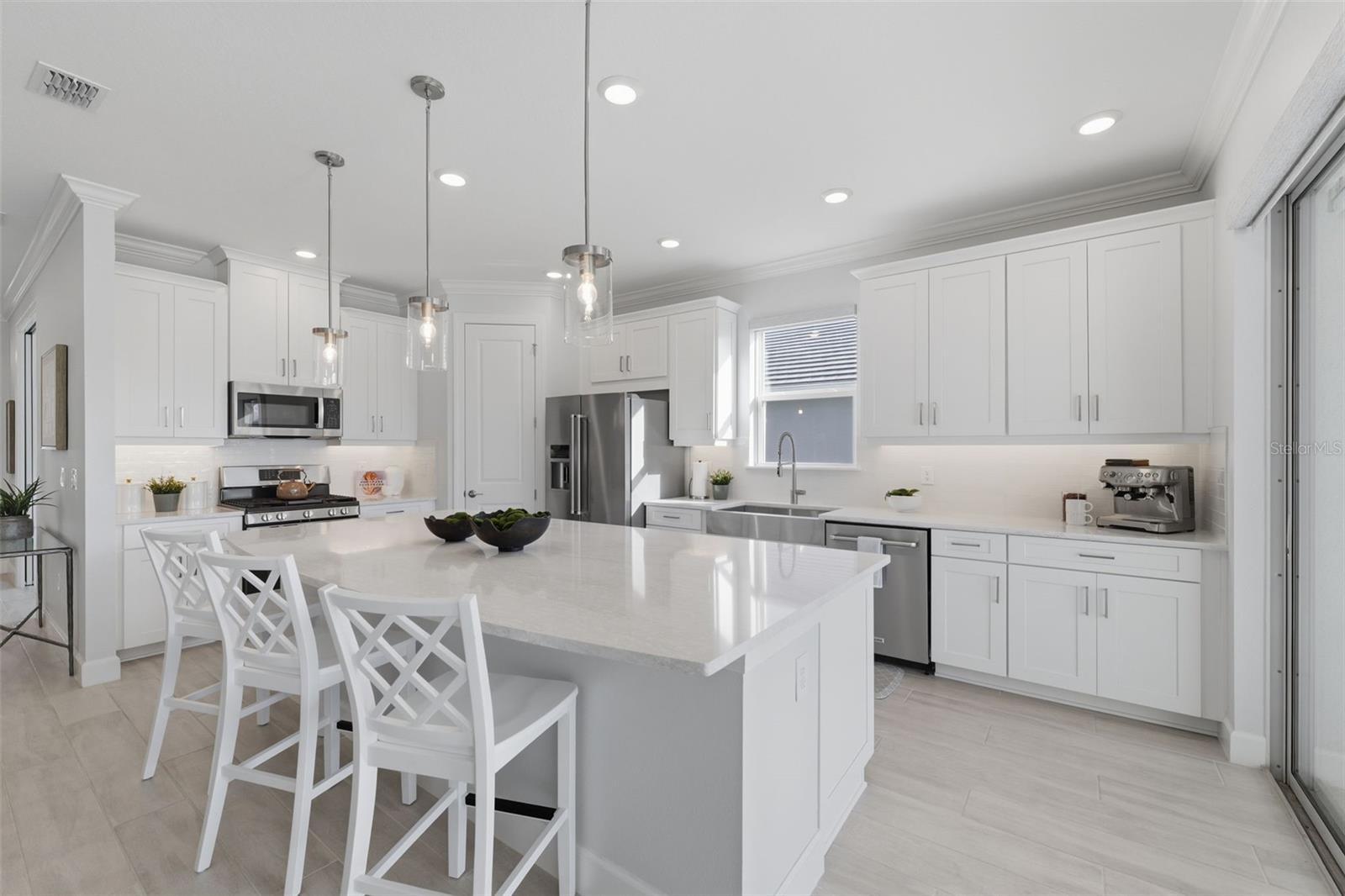 4533 ISONZO WAY, WESLEY CHAPEL, FL, 33543