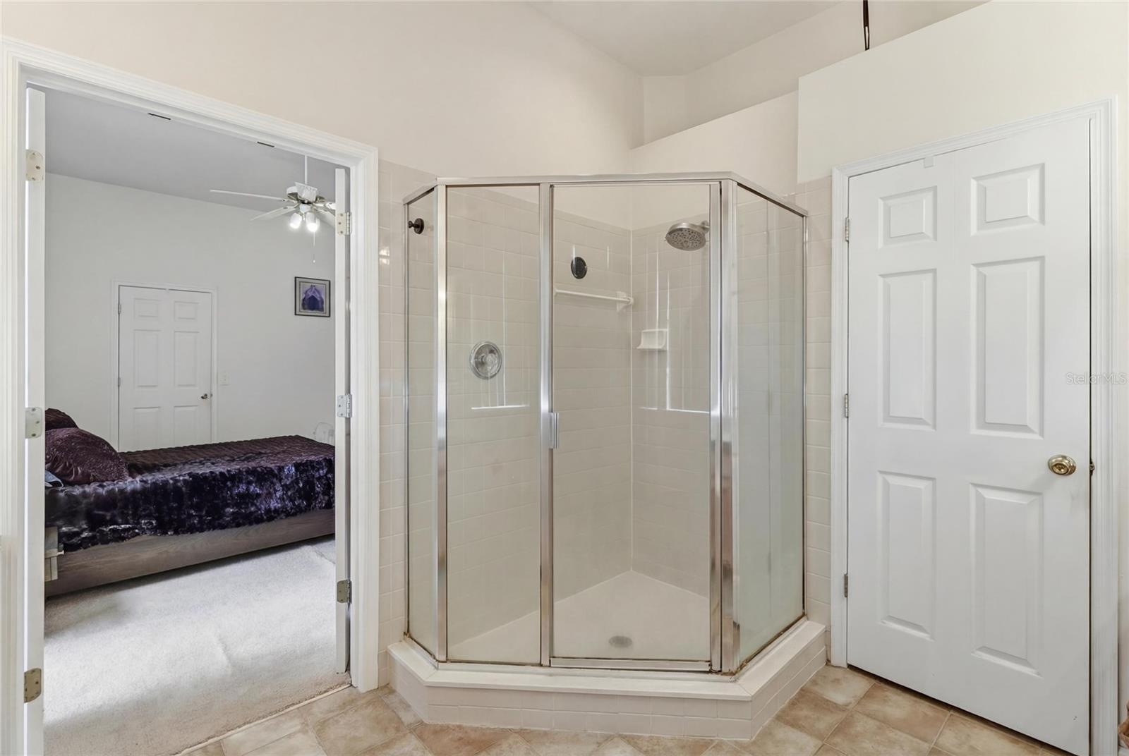 204 GOLF COURSE PKWY, DAVENPORT, FL, 33837
