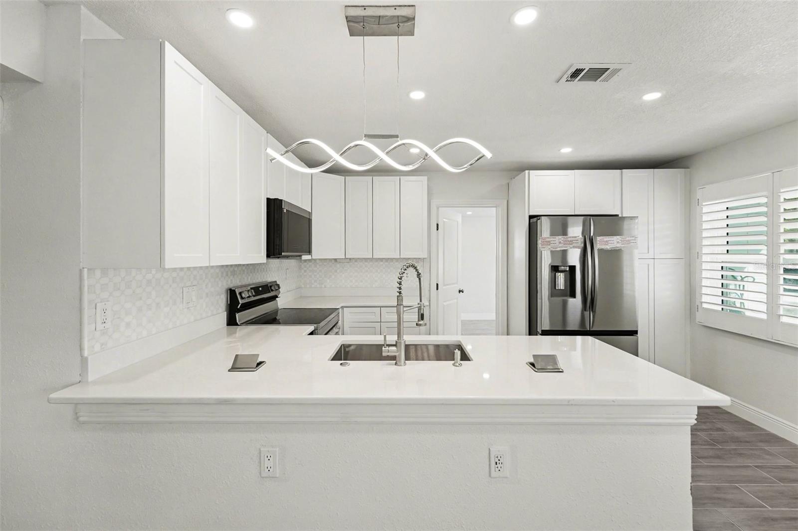 318 BATH ST, TARPON SPRINGS, FL, 34689