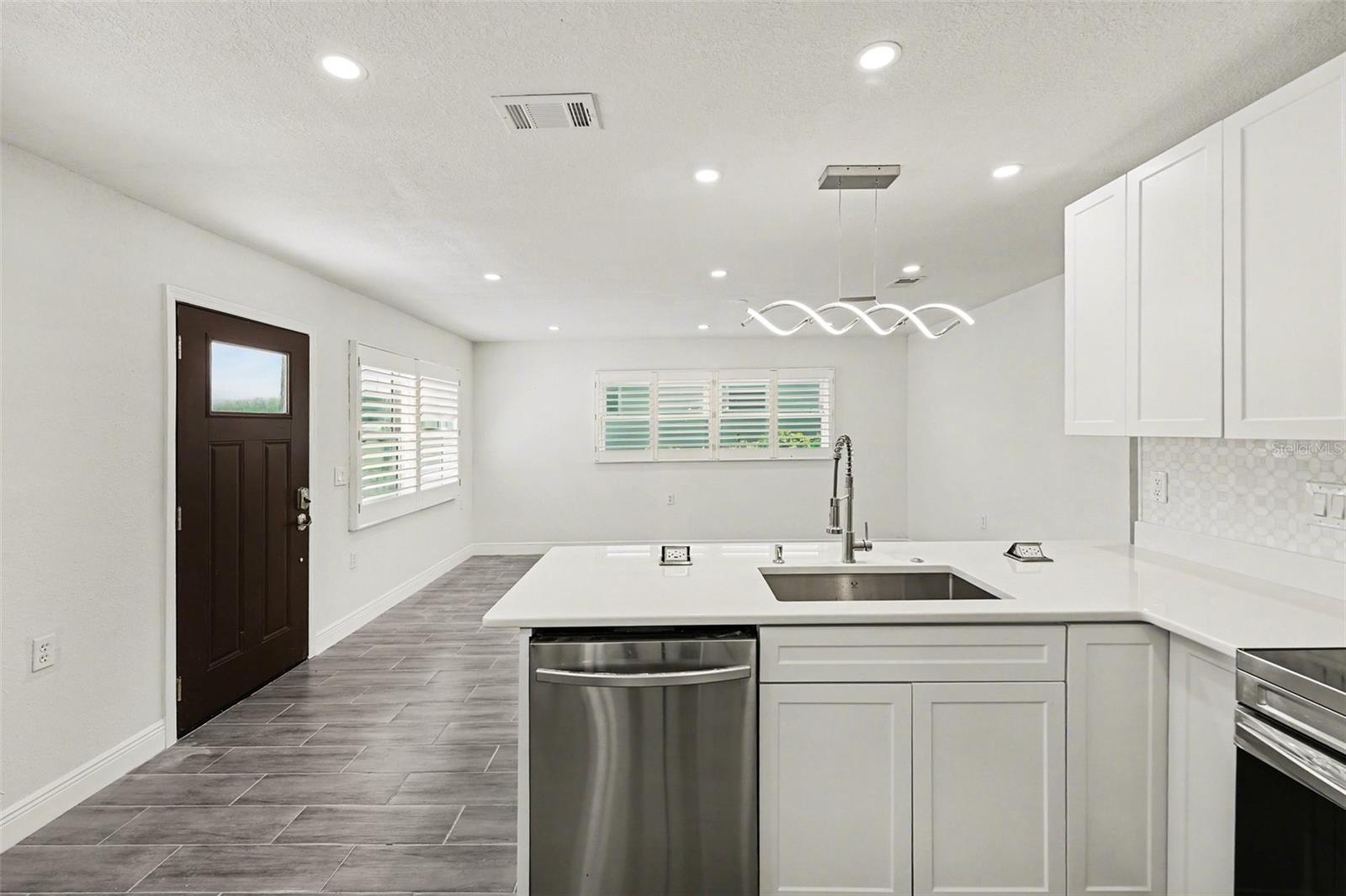 318 BATH ST, TARPON SPRINGS, FL, 34689