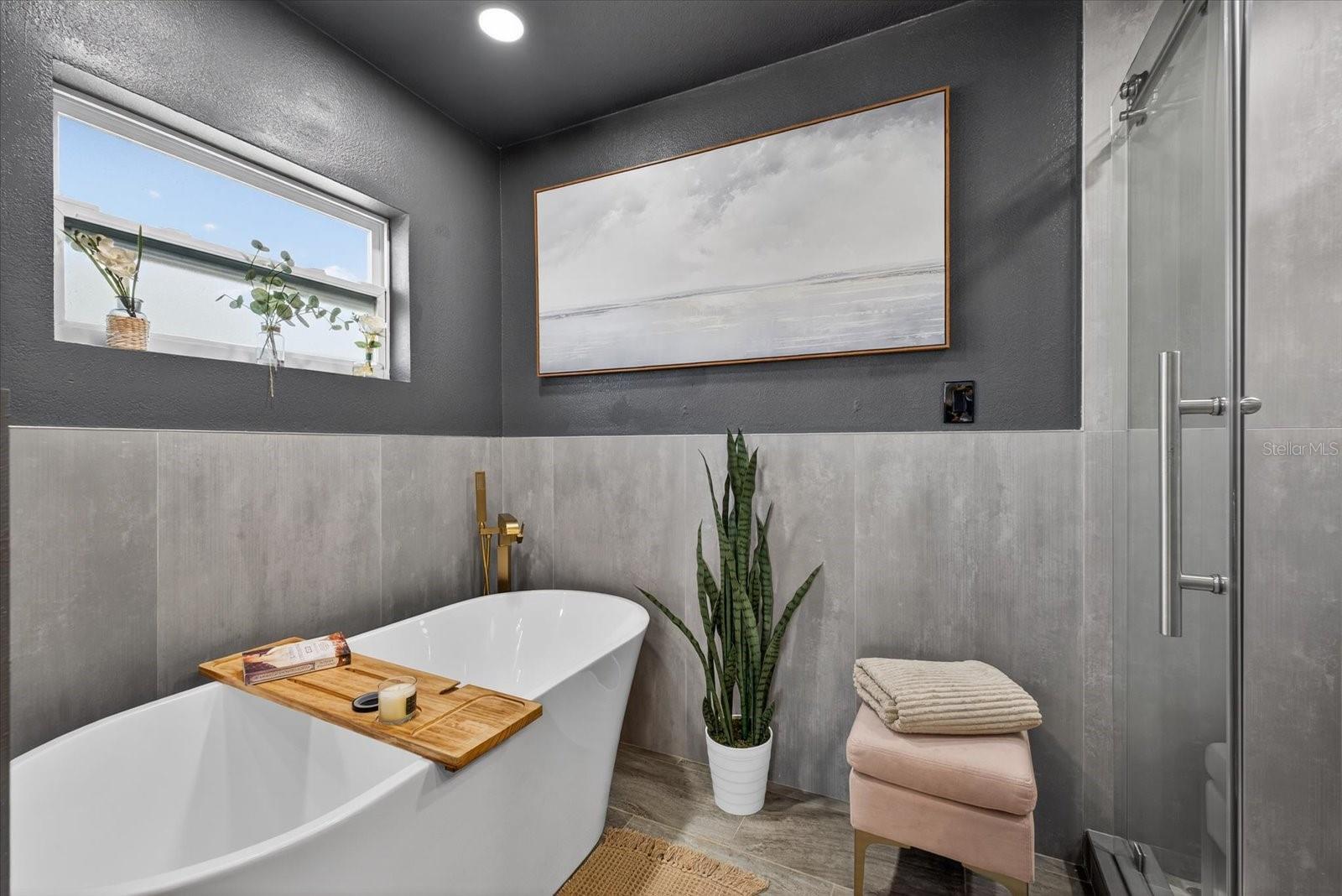 16111 5TH ST E, REDINGTON BEACH, FL, 33708