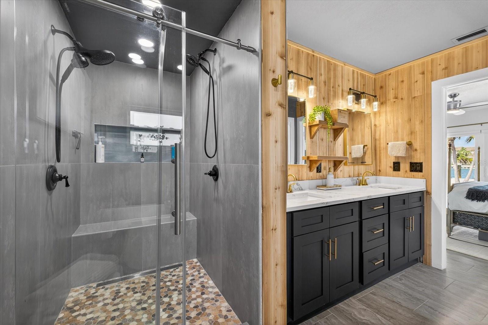 16111 5TH ST E, REDINGTON BEACH, FL, 33708