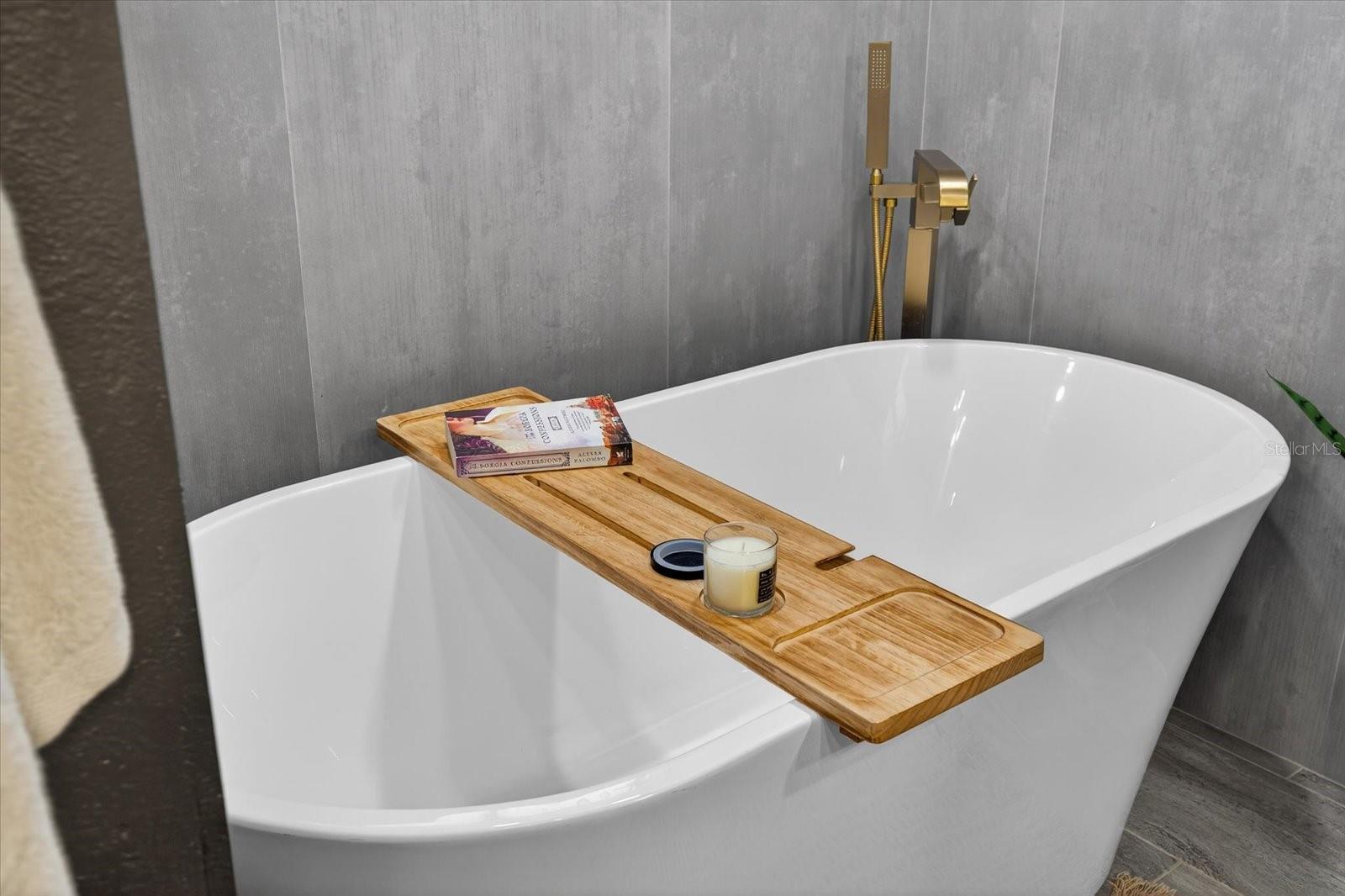 16111 5TH ST E, REDINGTON BEACH, FL, 33708