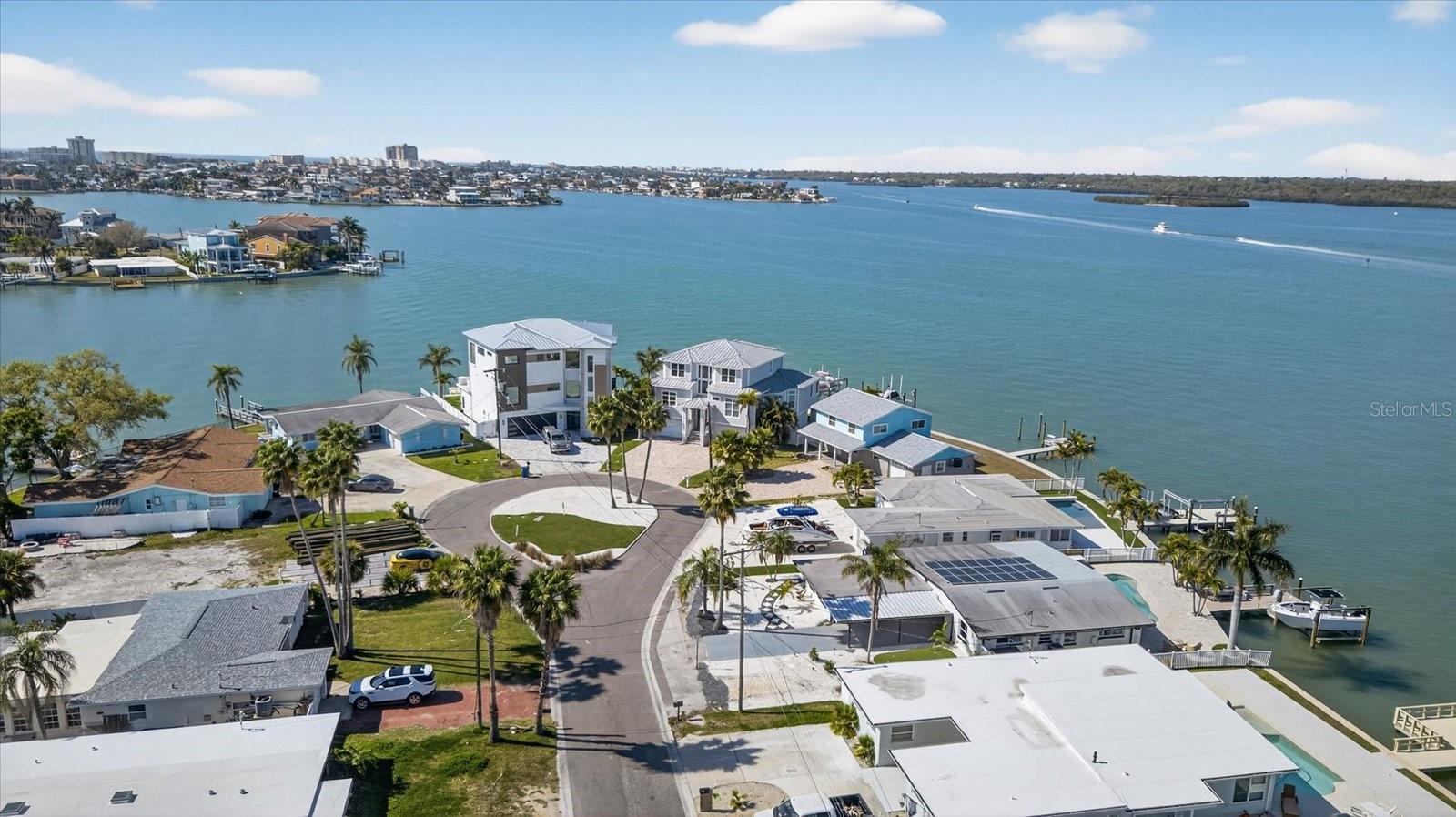 16111 5TH ST E, REDINGTON BEACH, FL, 33708