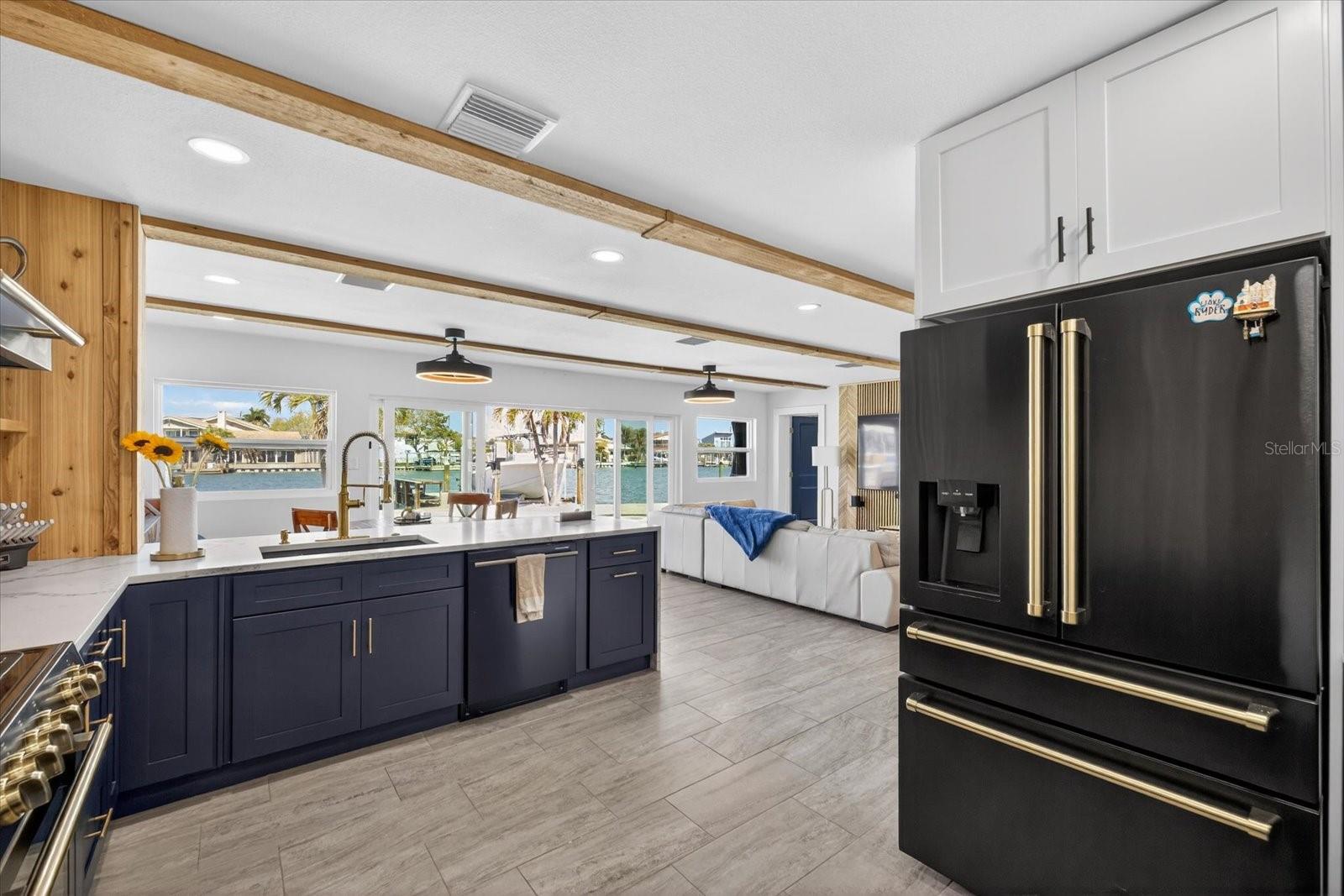 16111 5TH ST E, REDINGTON BEACH, FL, 33708