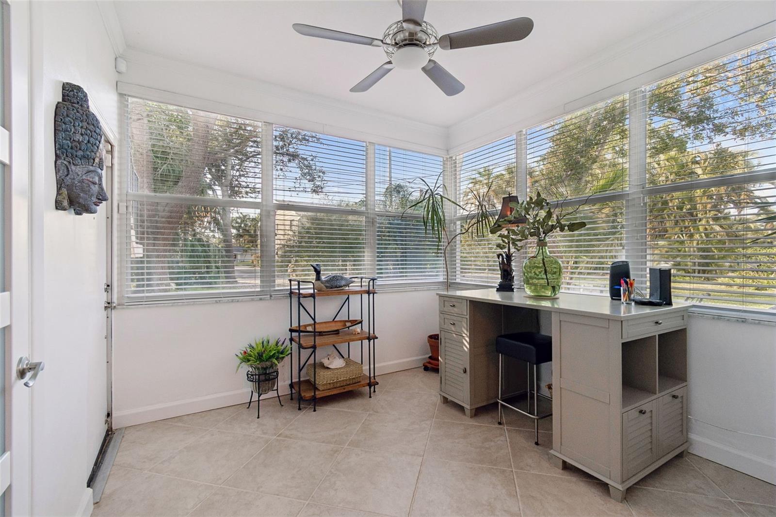 Sunroom/Office Area with Storage iCloset