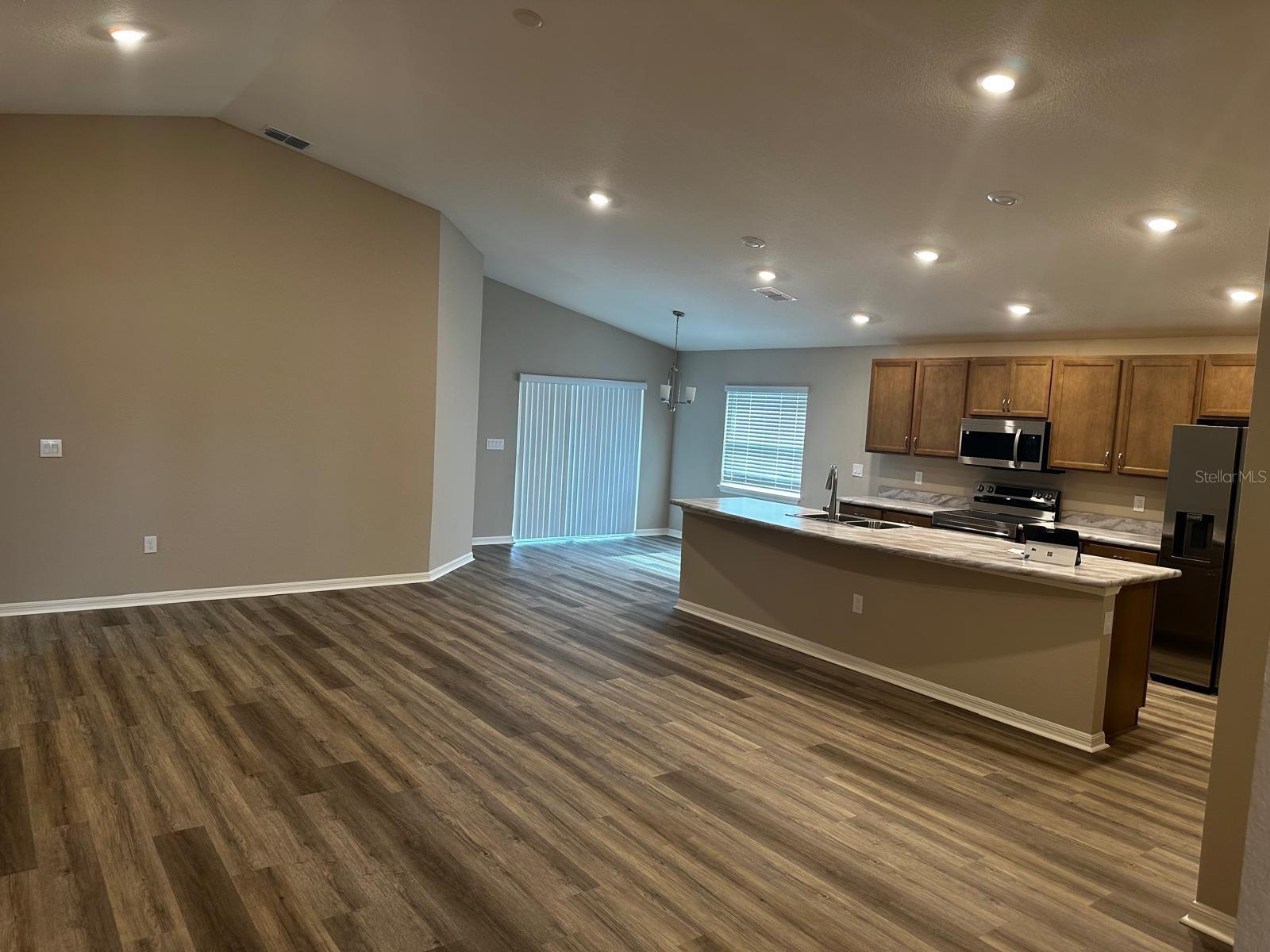 1391 MOUNTAIN FLOWER LN, DAVENPORT, FL, 33837