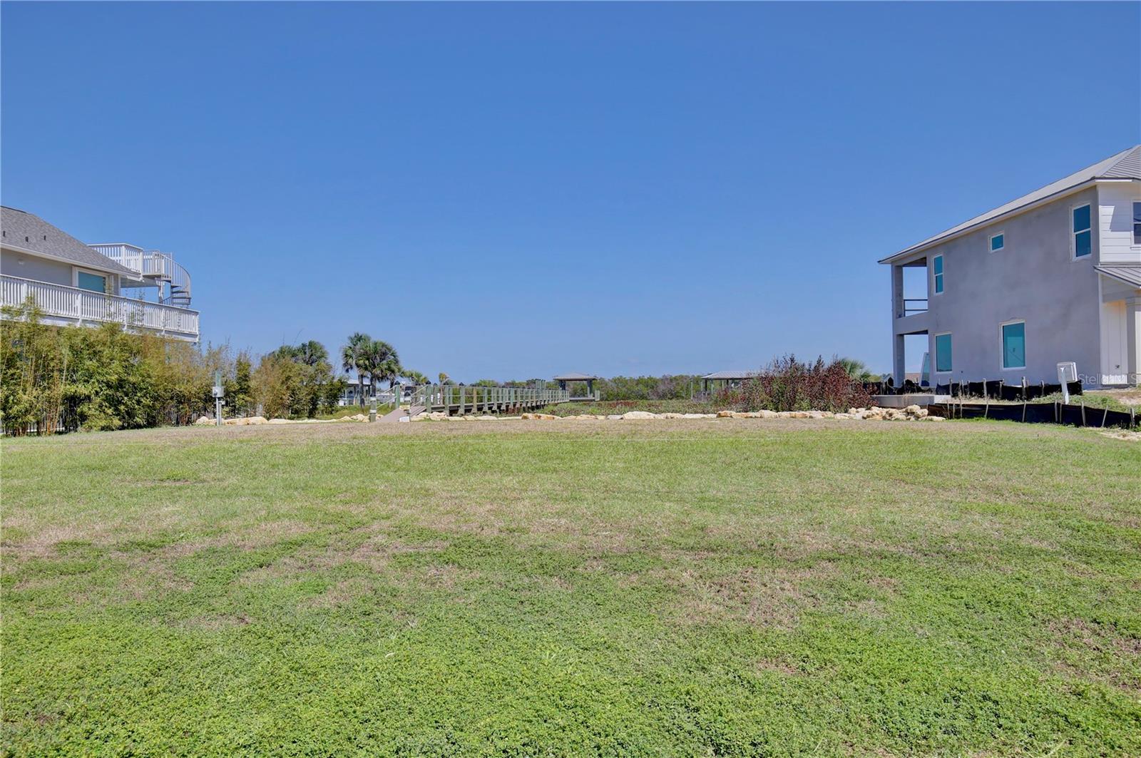 211 N RIVERSIDE DR, EDGEWATER, FL, 32132