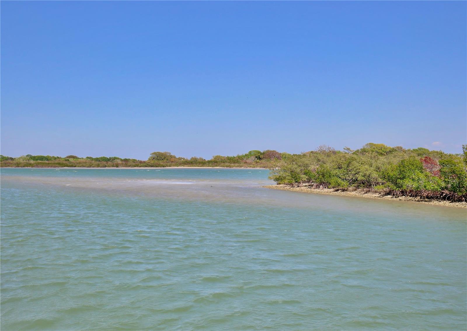 211 N RIVERSIDE DR, EDGEWATER, FL, 32132