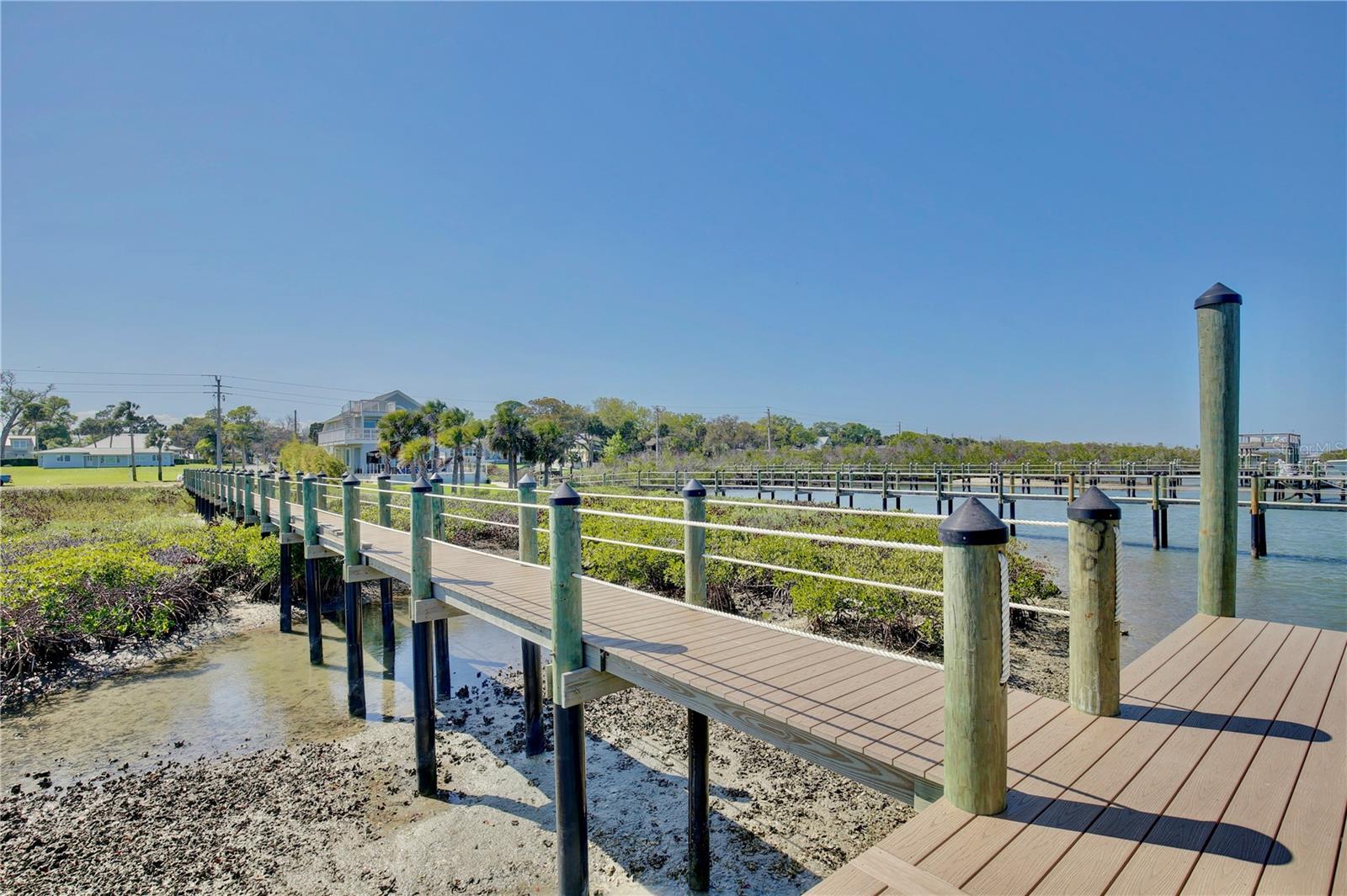 211 N RIVERSIDE DR, EDGEWATER, FL, 32132