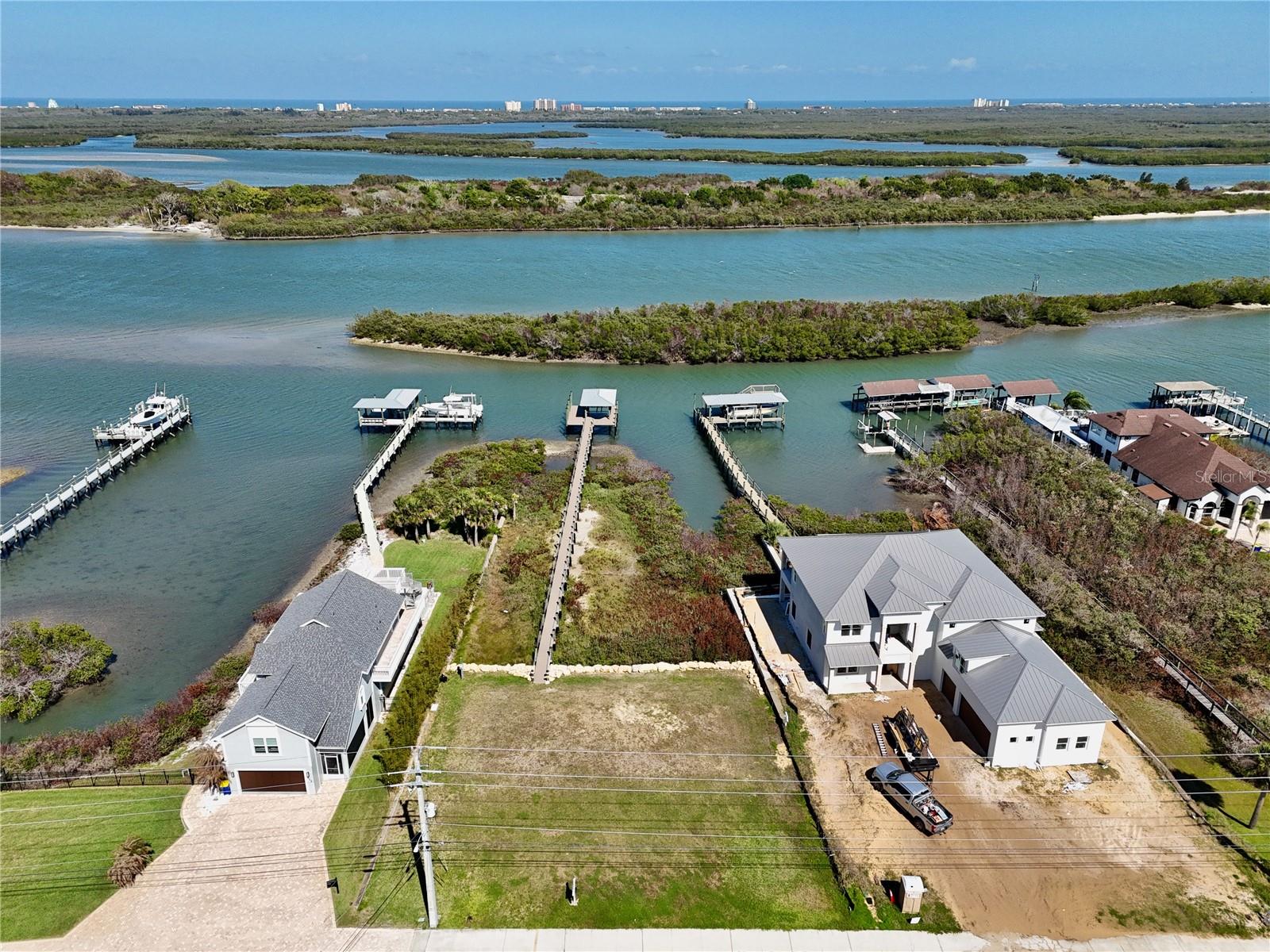 211 N RIVERSIDE DR, EDGEWATER, FL, 32132