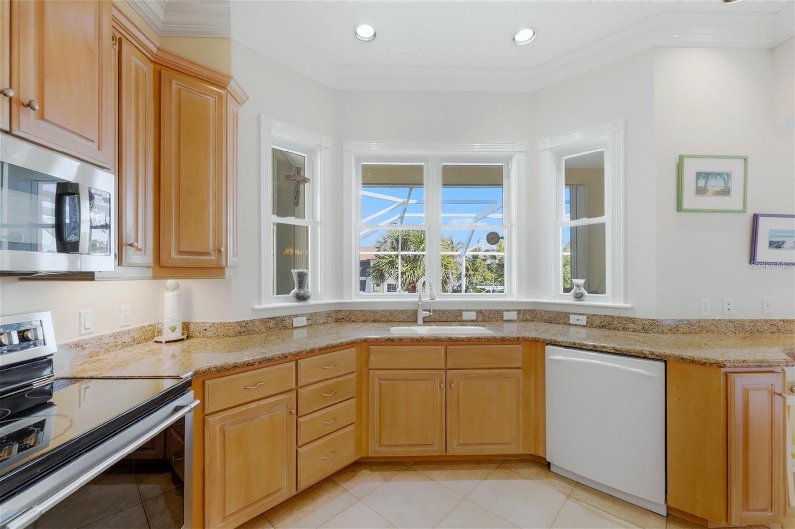 65 PALM DR, PLACIDA, FL, 33946