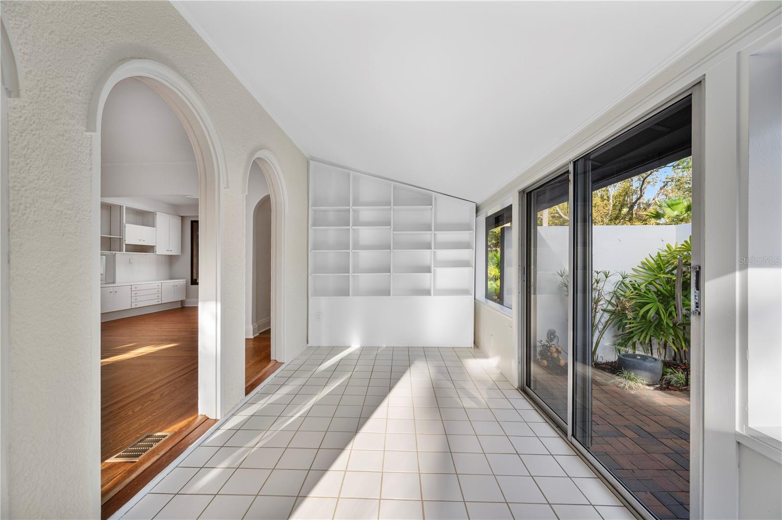 210 W PALM DR, LAKELAND, FL, 33803