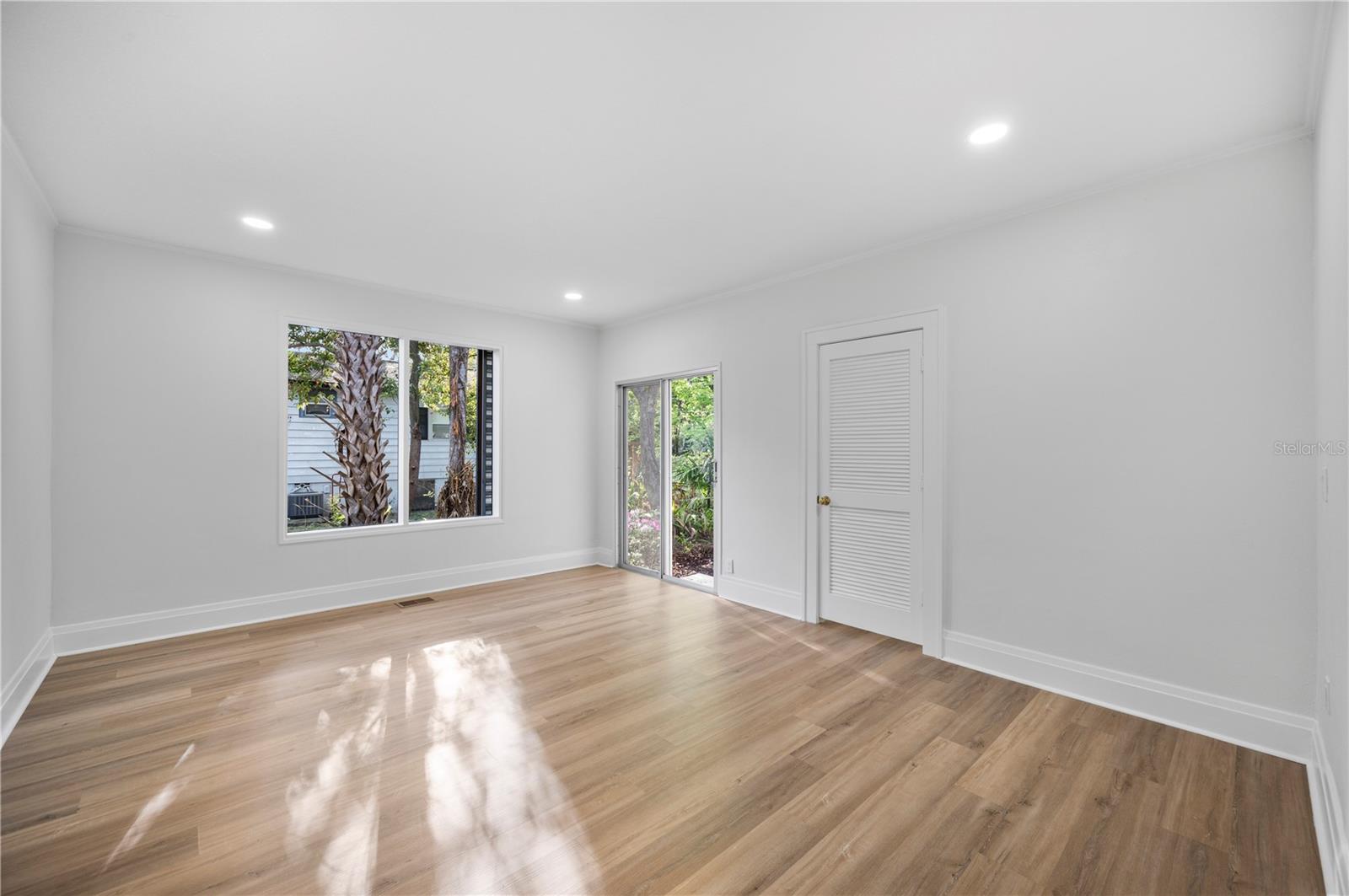 210 W PALM DR, LAKELAND, FL, 33803