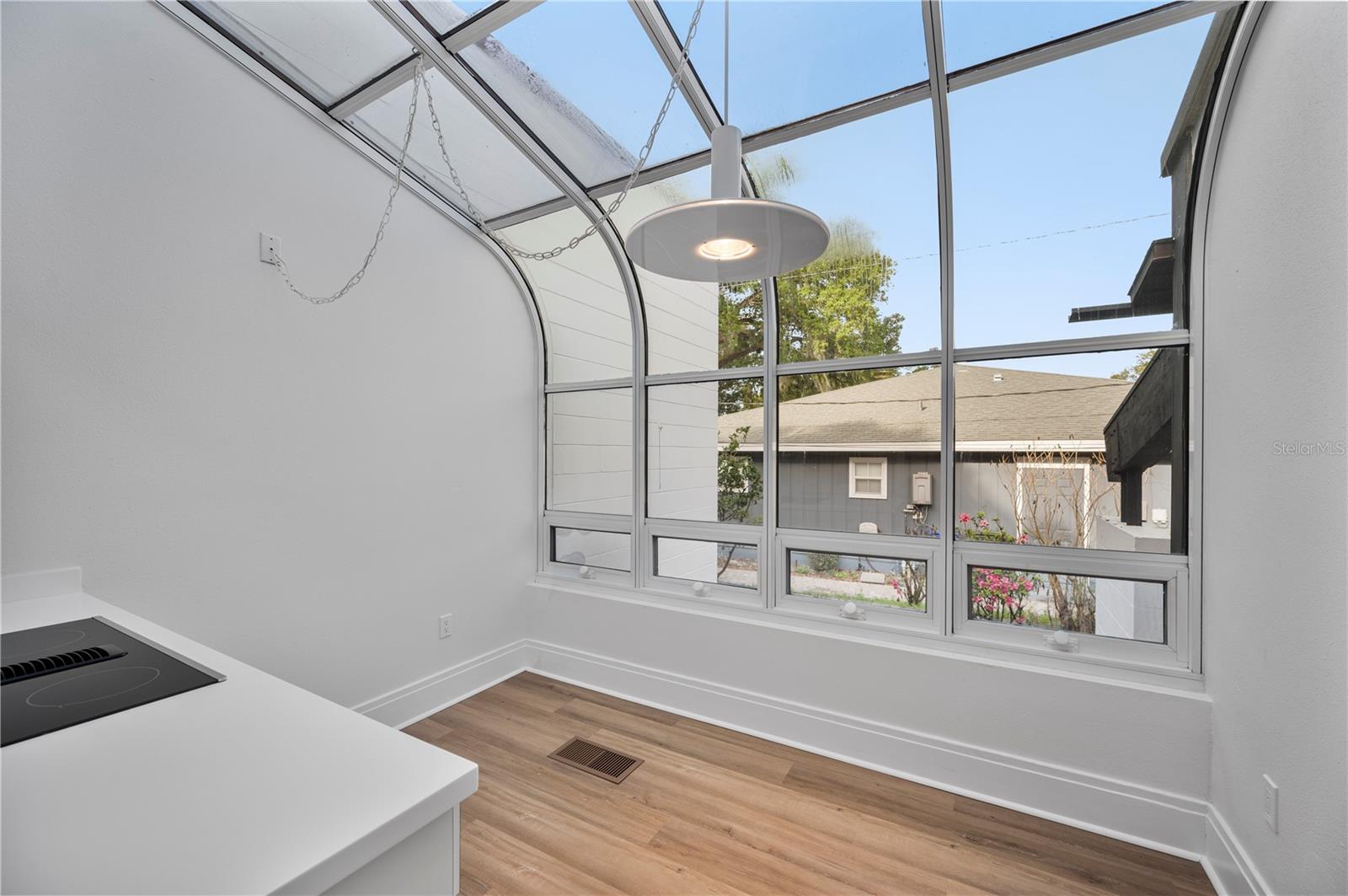 210 W PALM DR, LAKELAND, FL, 33803