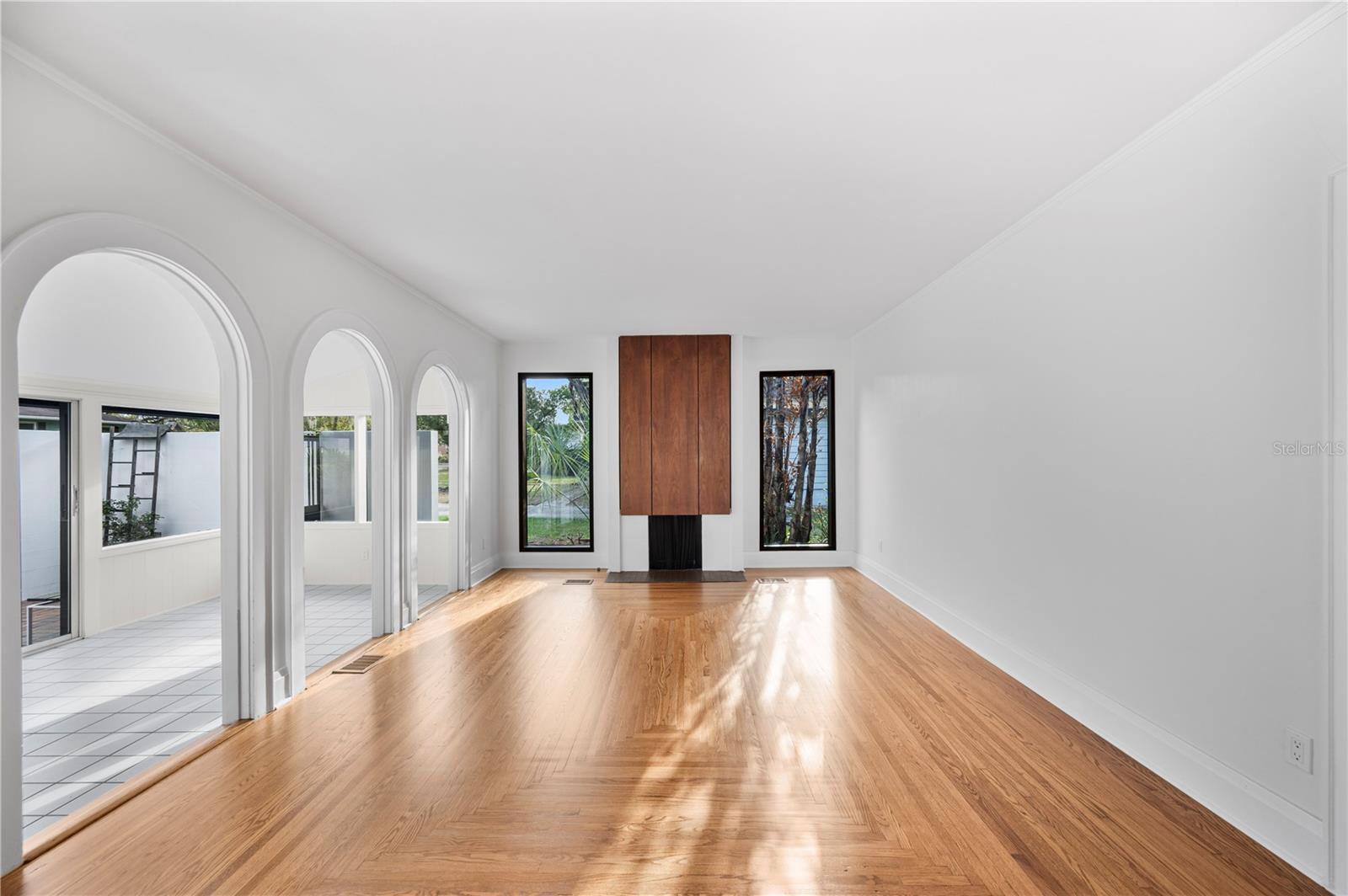210 W PALM DR, LAKELAND, FL, 33803