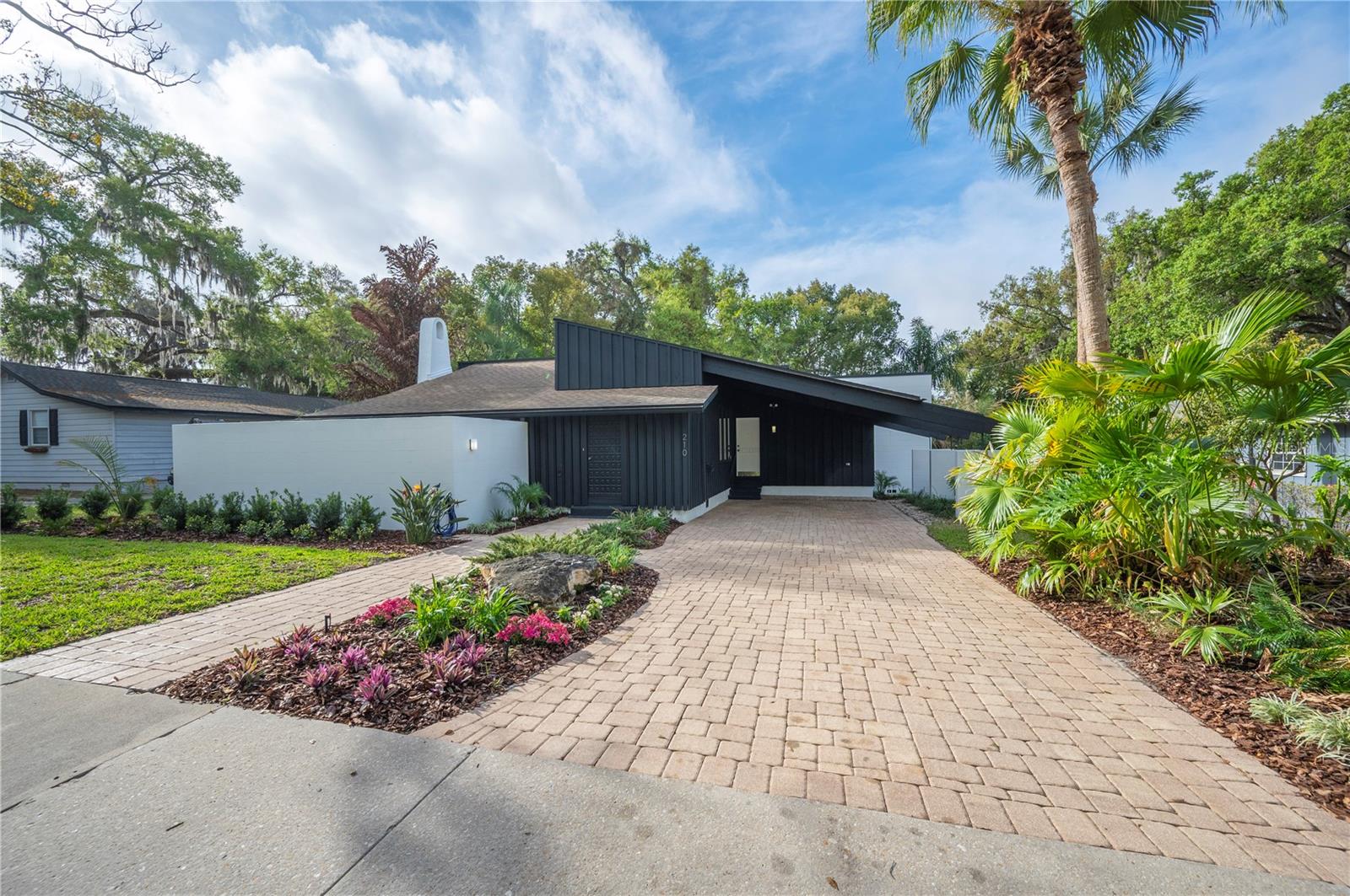 210 W PALM DR, LAKELAND, FL, 33803
