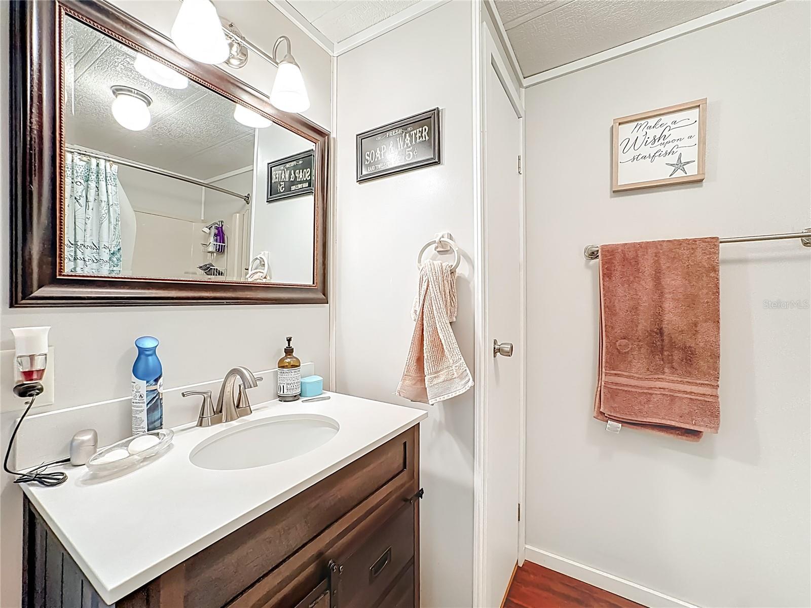 1437 MOHAWK CIR, TAVARES, FL, 32778