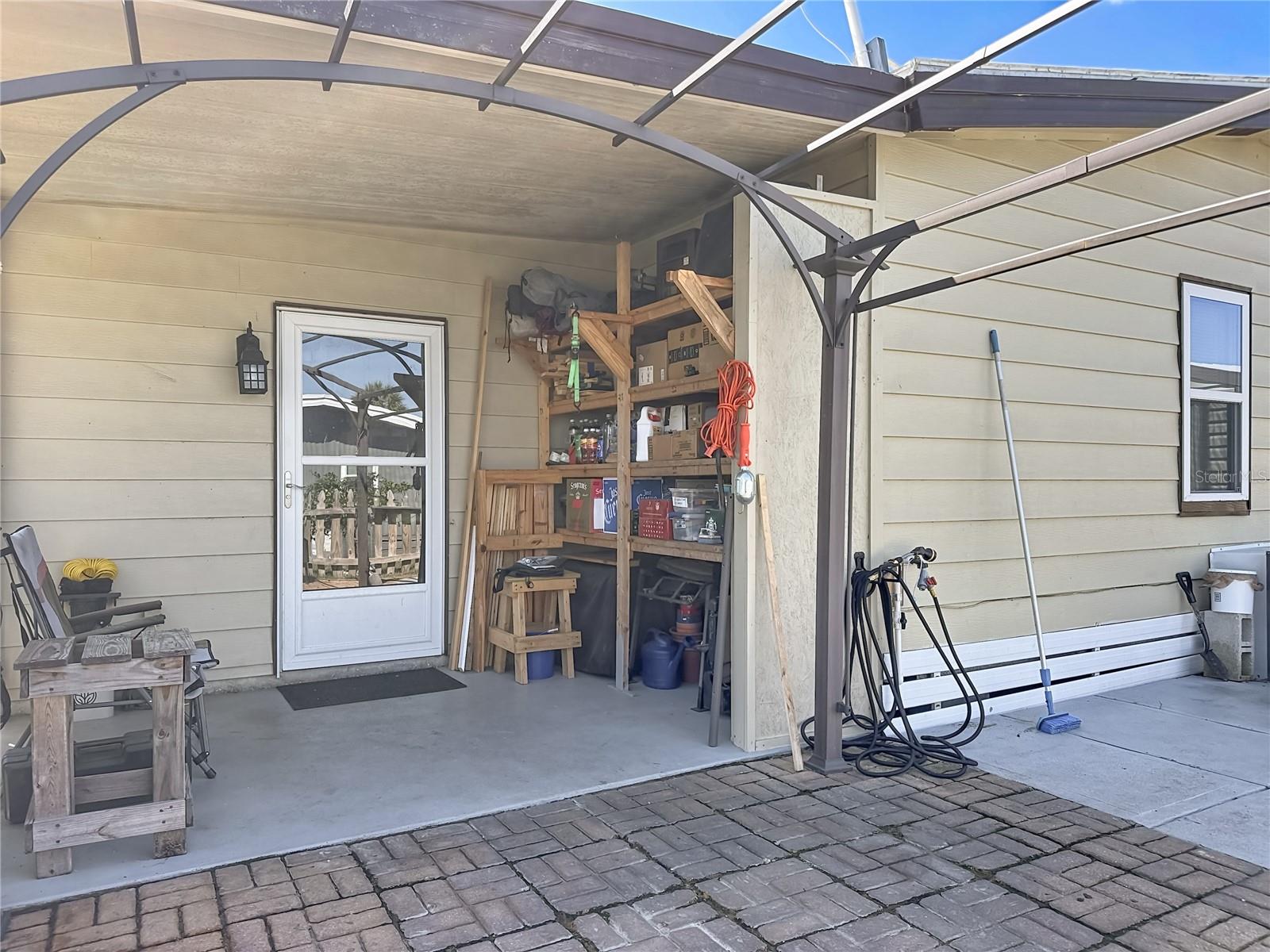 1437 MOHAWK CIR, TAVARES, FL, 32778