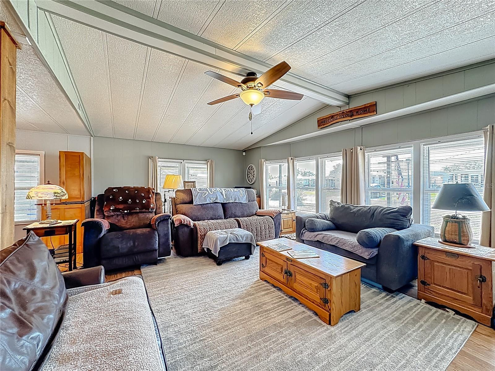 1437 MOHAWK CIR, TAVARES, FL, 32778