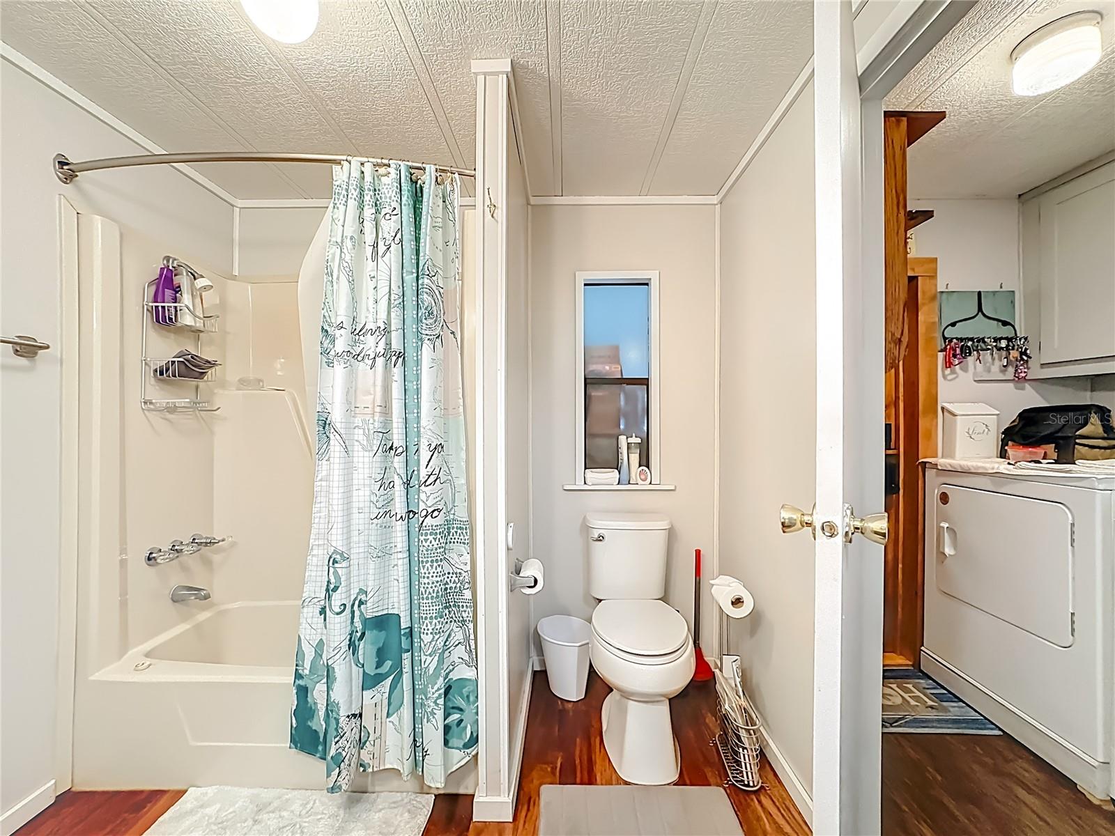 1437 MOHAWK CIR, TAVARES, FL, 32778