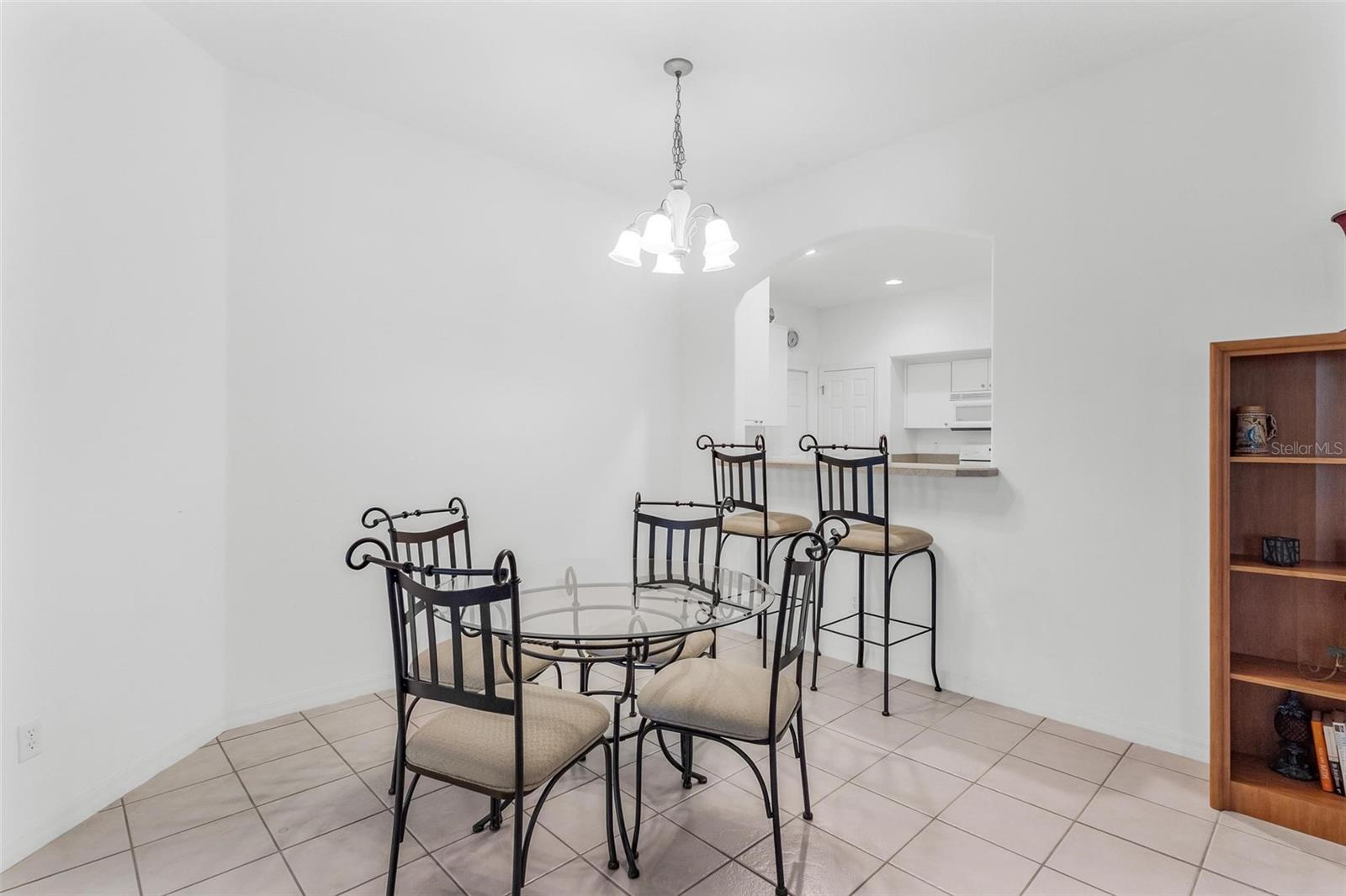 5380 CHARLESTON AVE, TAVARES, FL, 32778