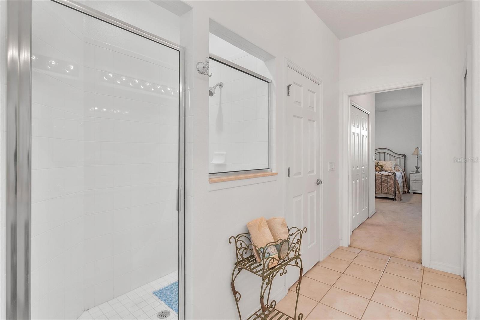 5380 CHARLESTON AVE, TAVARES, FL, 32778