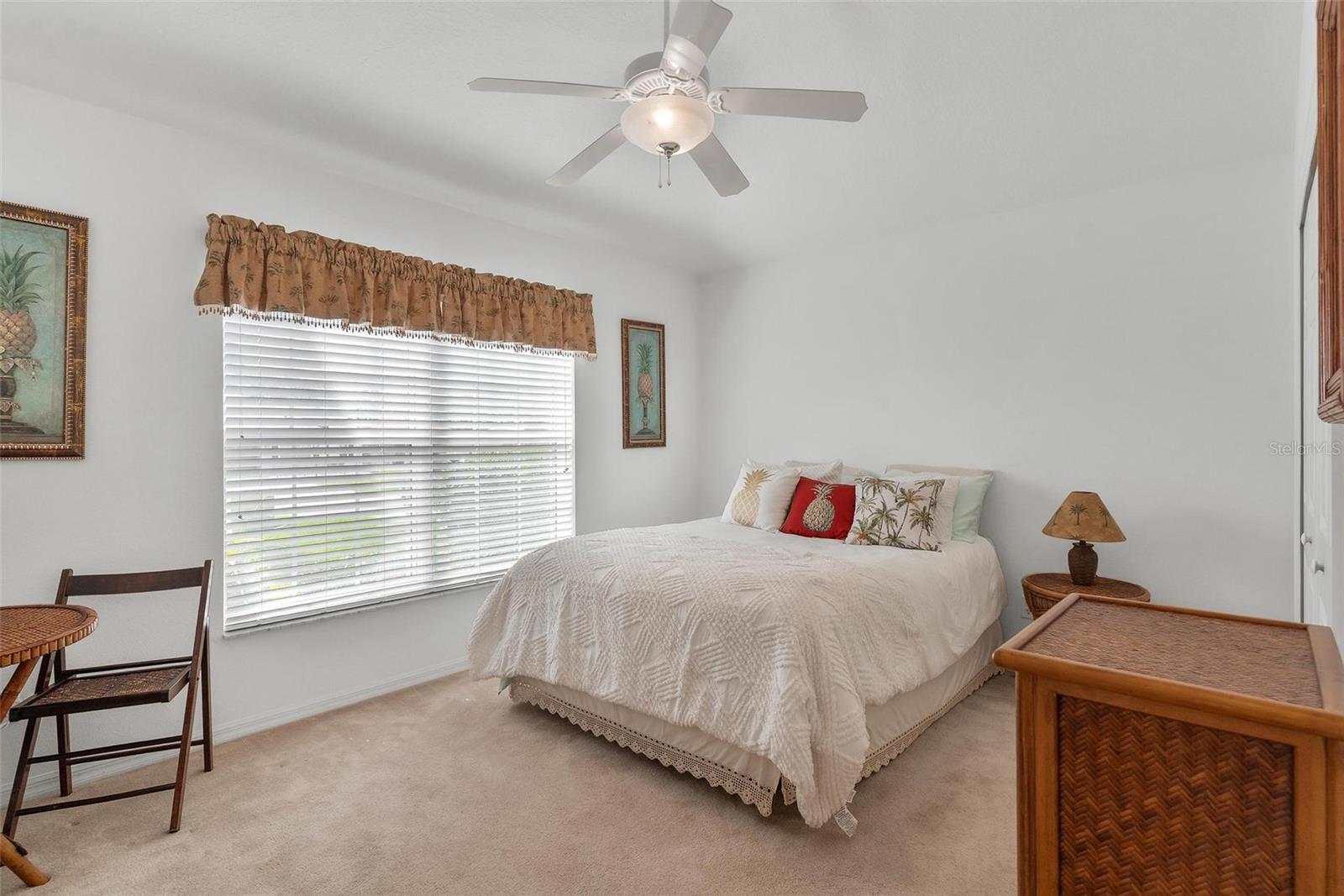 5380 CHARLESTON AVE, TAVARES, FL, 32778