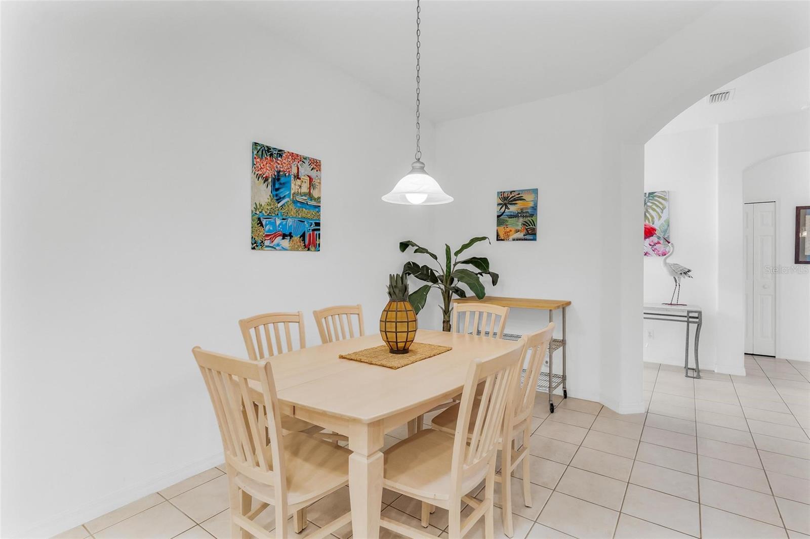 5380 CHARLESTON AVE, TAVARES, FL, 32778