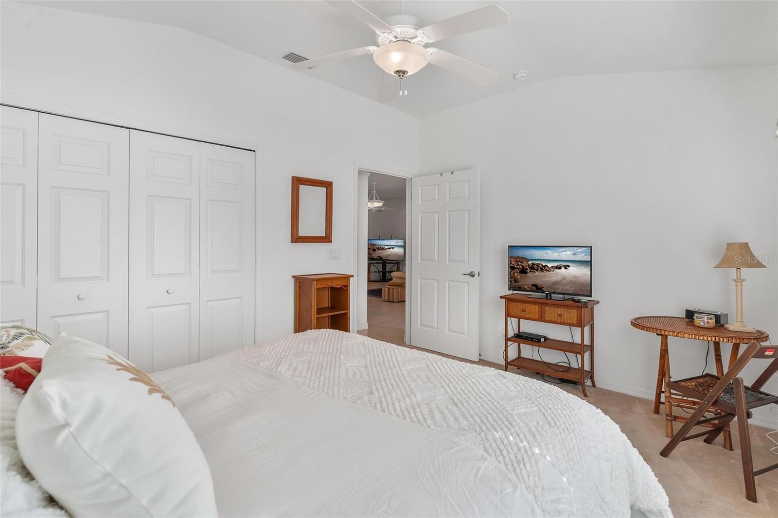 5380 CHARLESTON AVE, TAVARES, FL, 32778