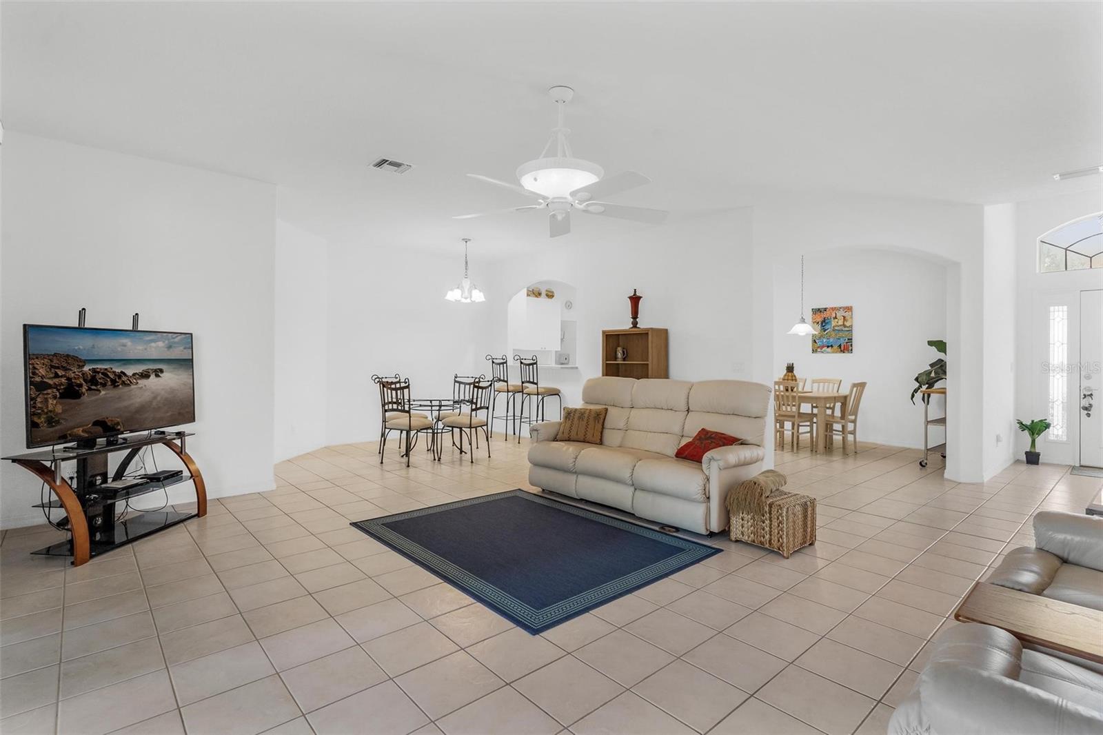 5380 CHARLESTON AVE, TAVARES, FL, 32778