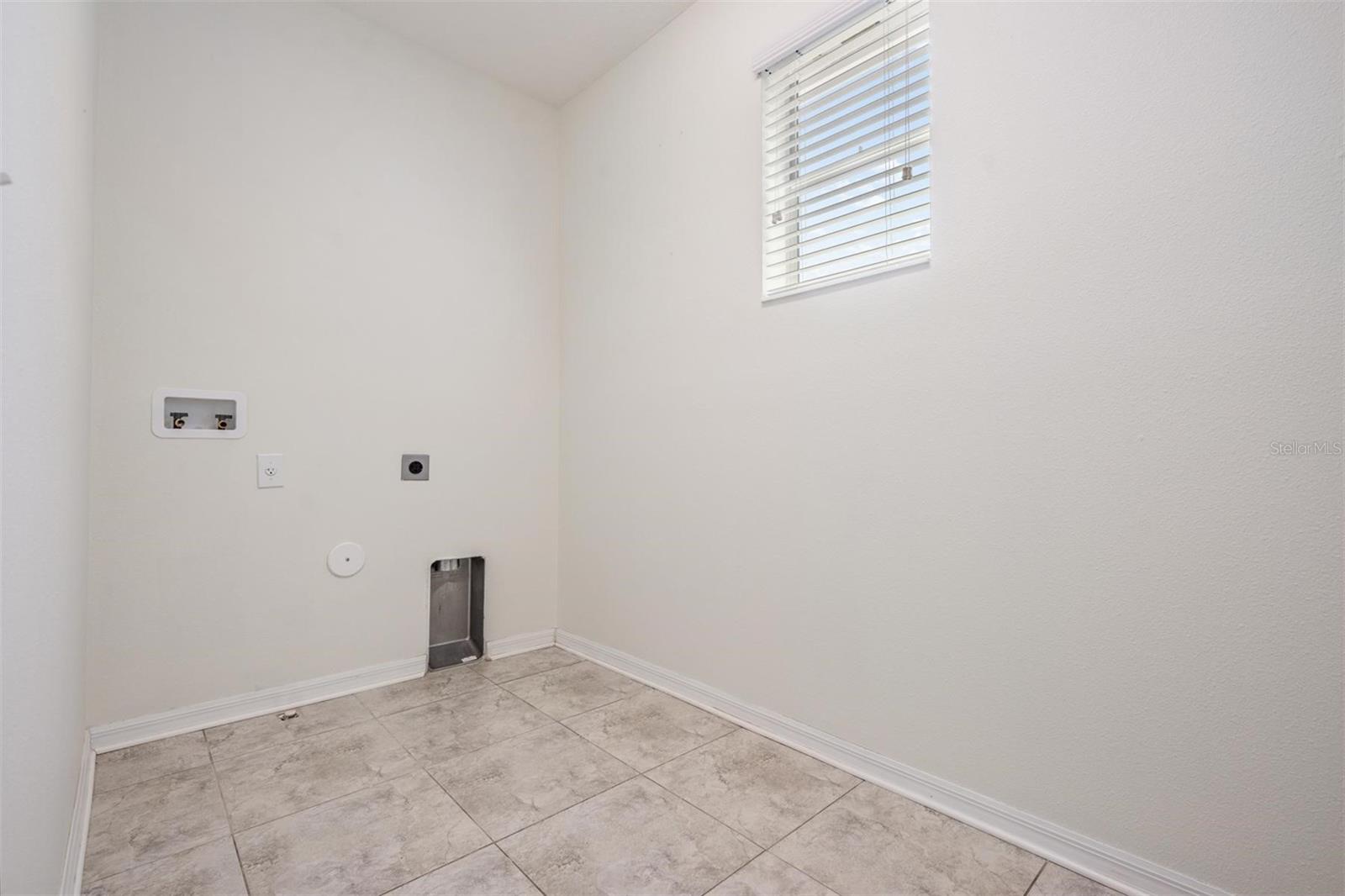 211 N MATANZAS AVE, TAMPA, FL, 33609