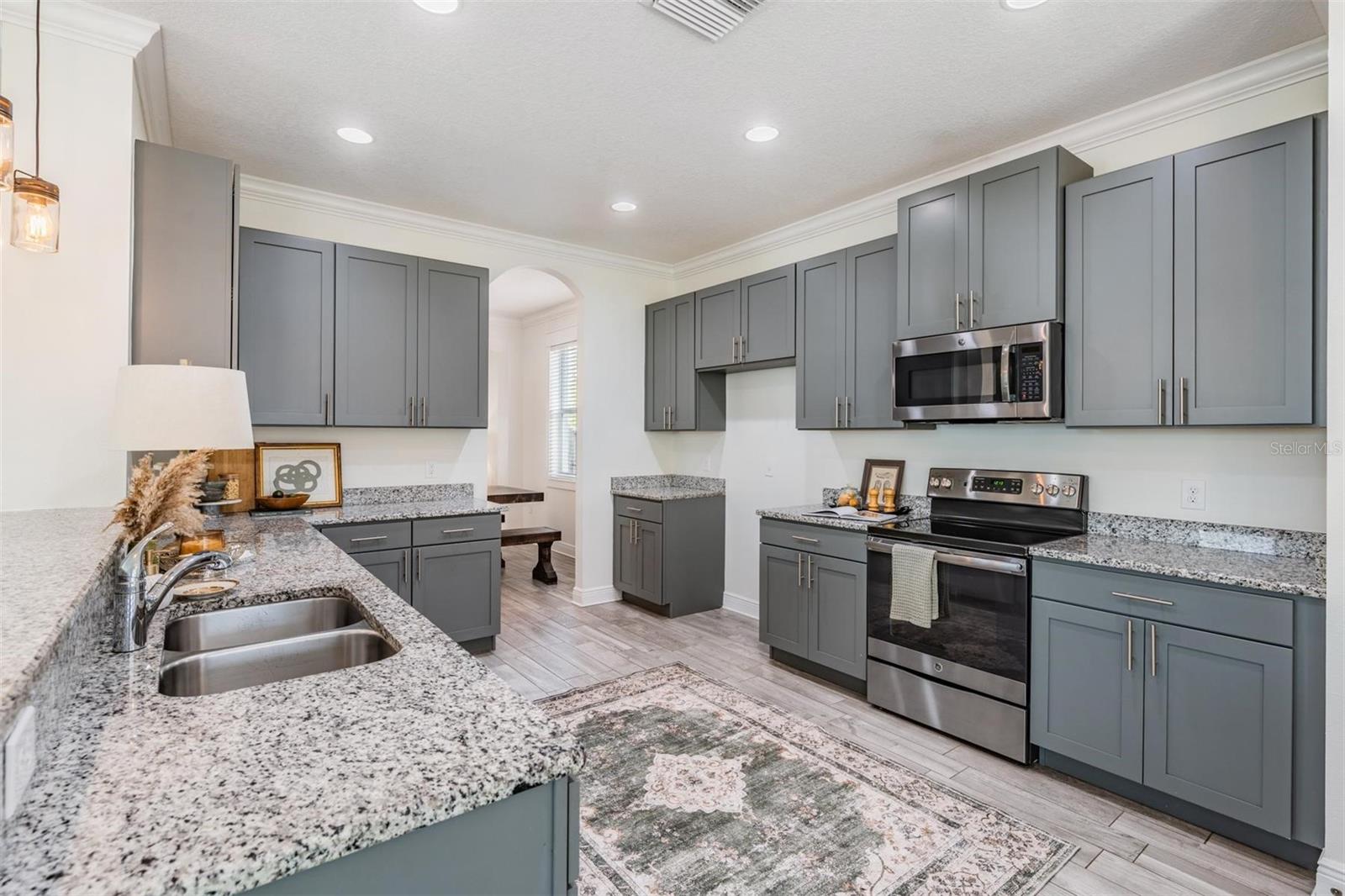 211 N MATANZAS AVE, TAMPA, FL, 33609