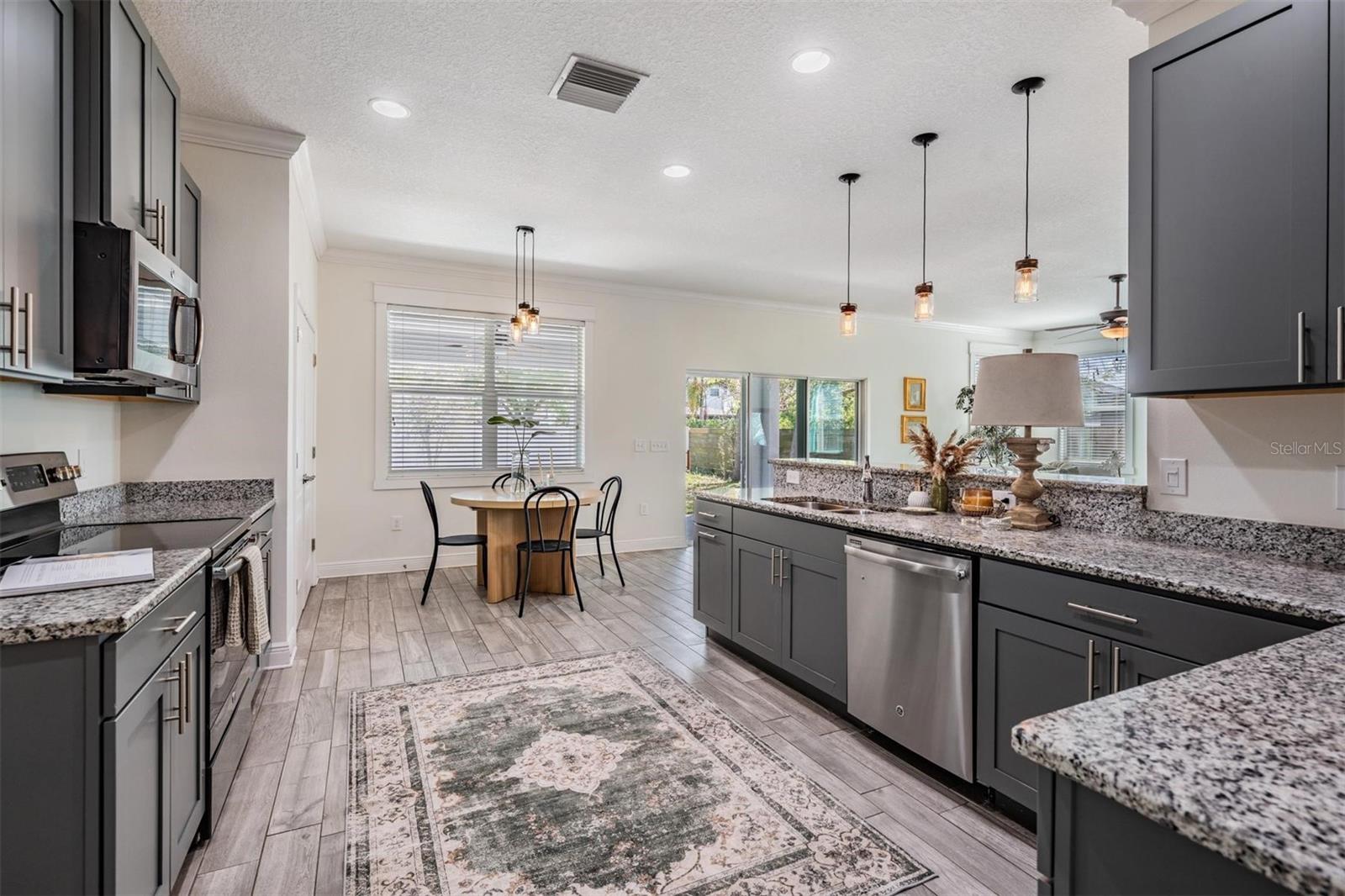 211 N MATANZAS AVE, TAMPA, FL, 33609