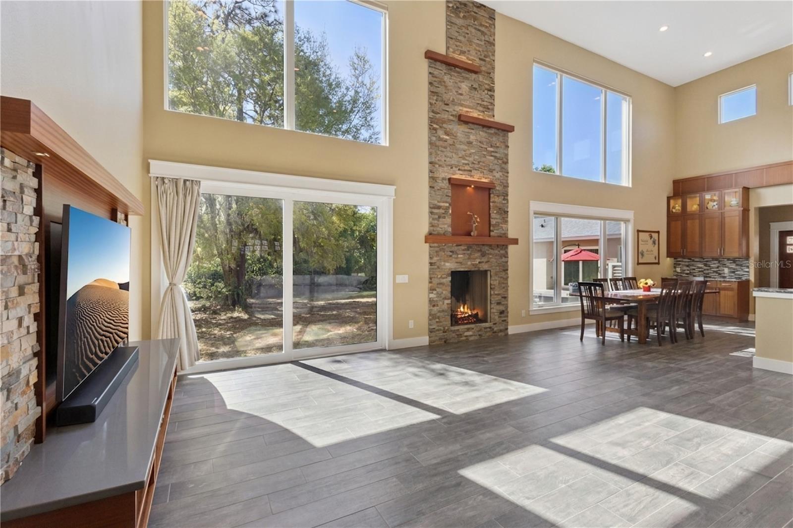15503 TROTTING HORSE LN, TAVARES, FL, 32778
