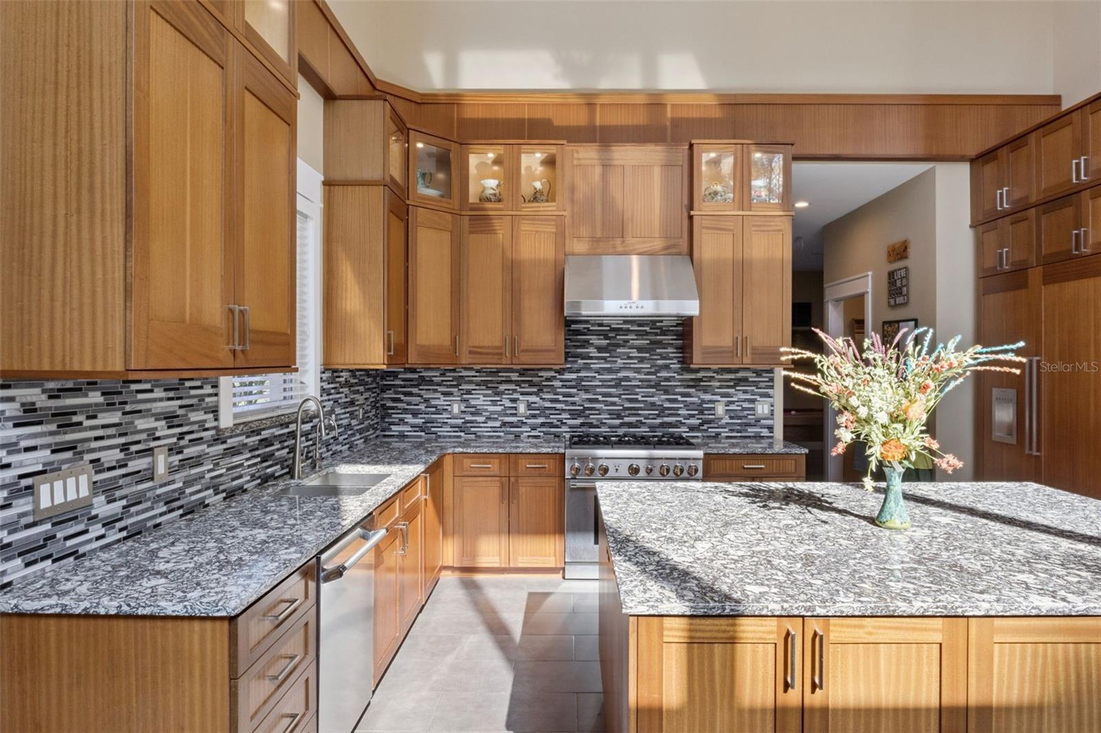 15503 TROTTING HORSE LN, TAVARES, FL, 32778